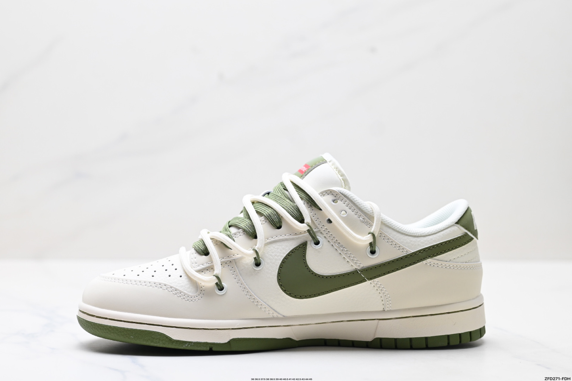 NK Dunk Low Retro “DIY高端定制” 低帮休闲运动板鞋 DM6868-090