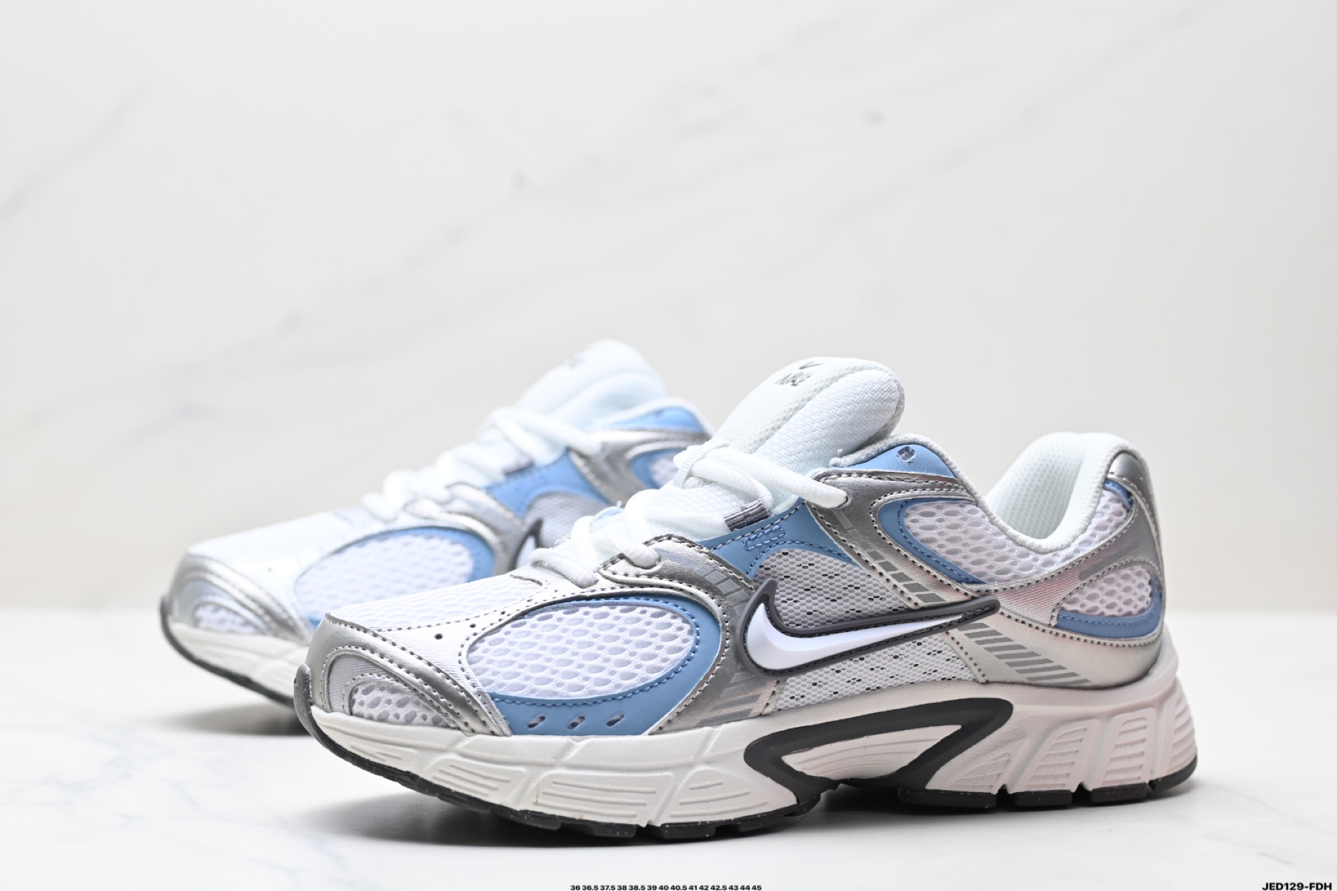 Nike V5 RNR Running Shoes - Comfortable, Breathable, and Durable 5 i1746551091063 7867 0 3