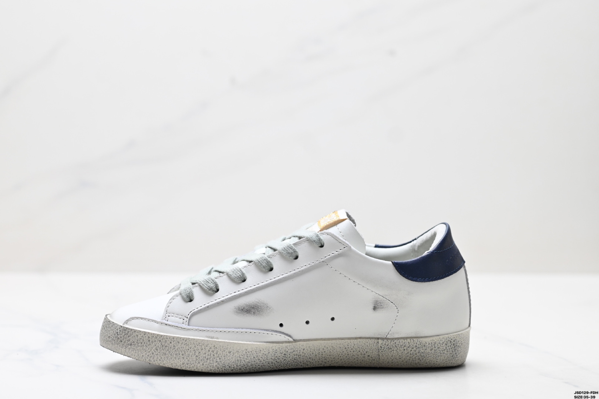 Golden Goose Super Star Zapatillas Deportivas con Estrella Dorada y Detalles en Azul 4 i1746551373029 6326 0 2