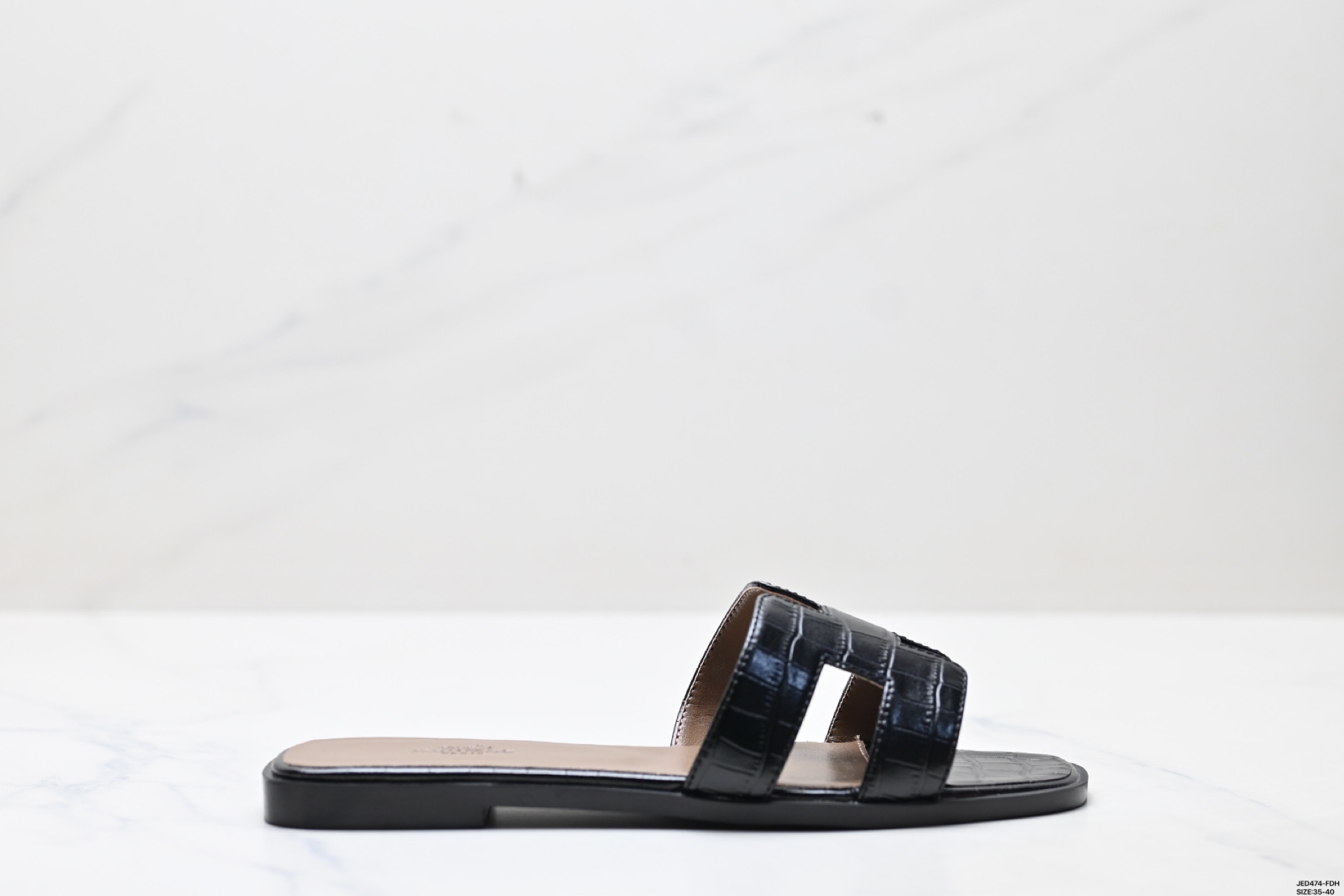 Hermes Women's Black Leather Flat Sandals, Comfortable Summer Slides 2 i1746551593821 4746 0 0