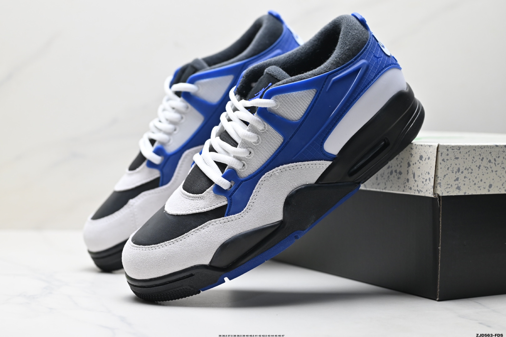 250 Nike Air Jordan 4 RM 防滑 低帮 复古篮球鞋 FQ7939-140