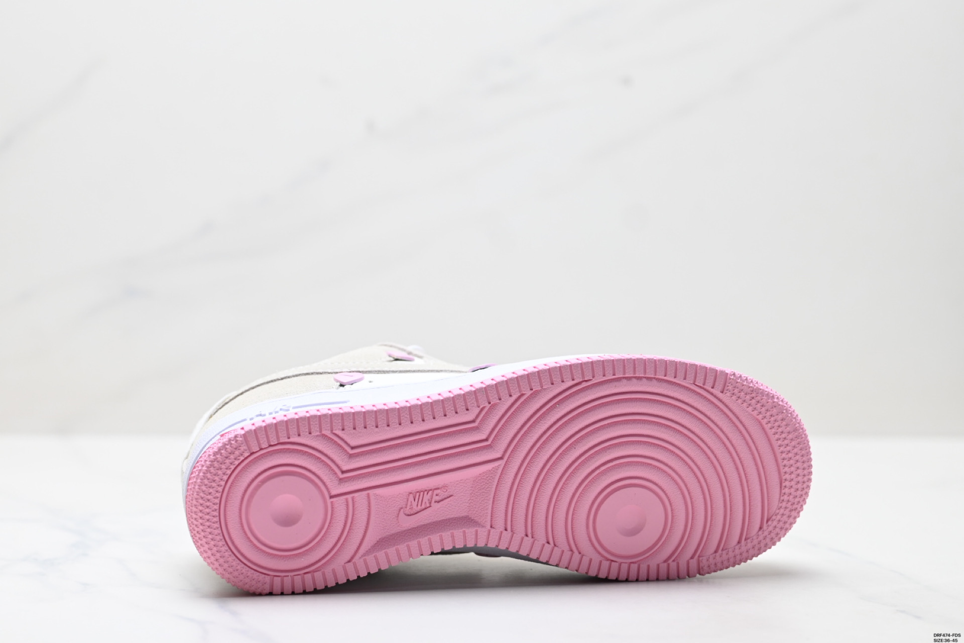 Nike Air Force 1 '07 Low Casual Sneakers with Heart Detail - Women's 10 i1746637385524 7076 0 8