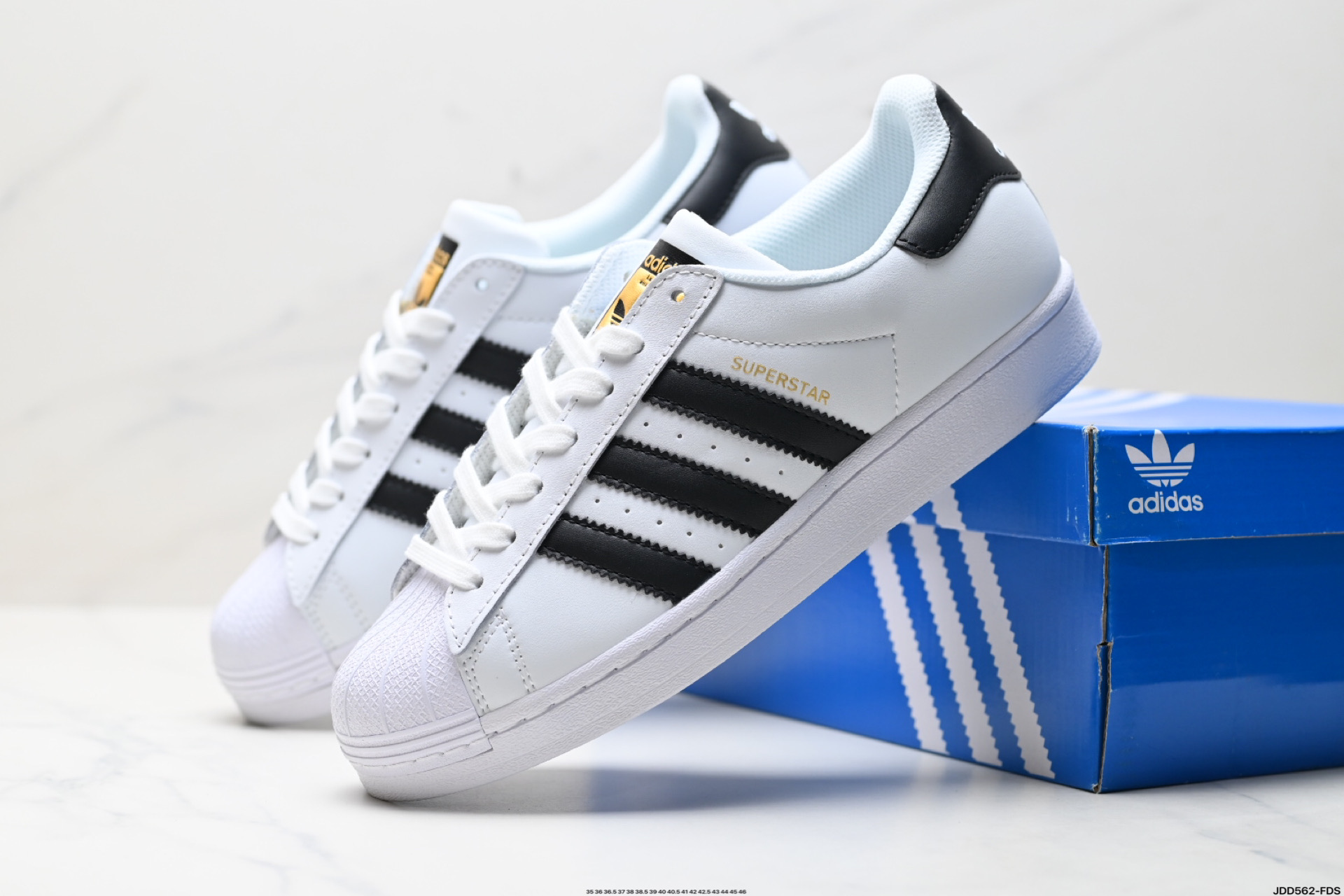 Adidas Originals Superstar Classic Low-Top Sneakers EG4958 - Versatile Style 2 i1746637907801 9802 0 7