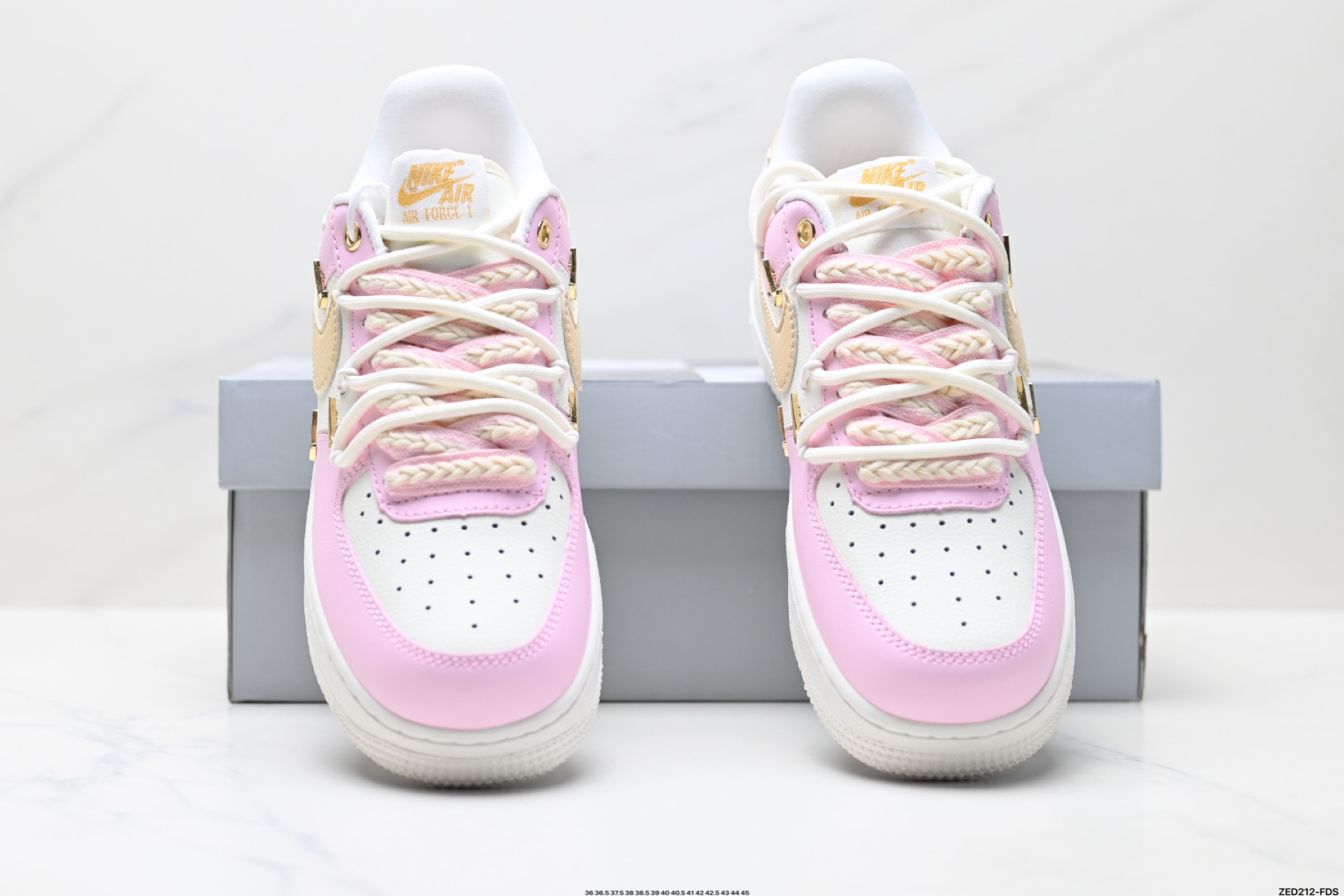 270 NIKE AIR FORCE 1‘07 LV8 ZB2574-600