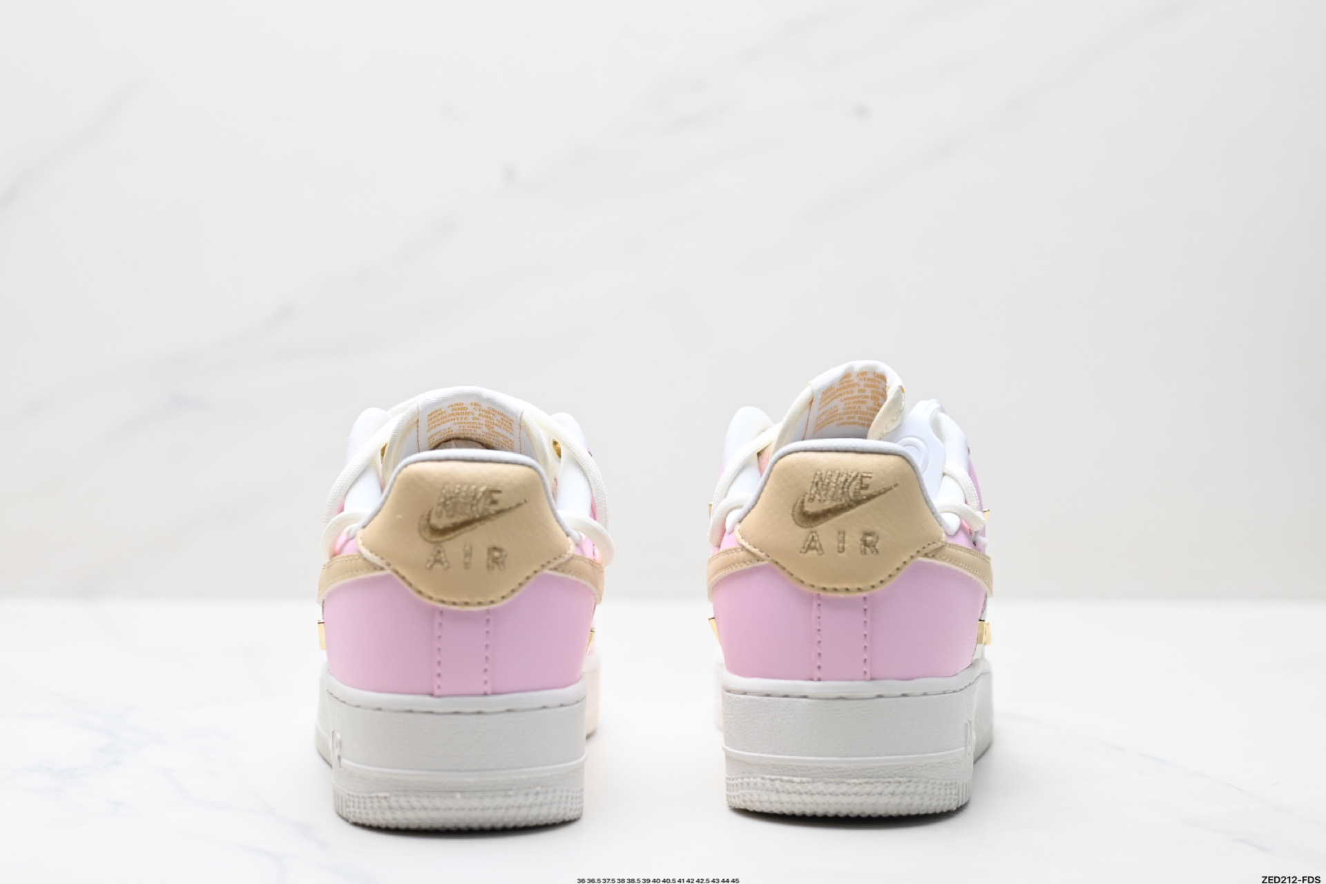 270 NIKE AIR FORCE 1‘07 LV8 ZB2574-600