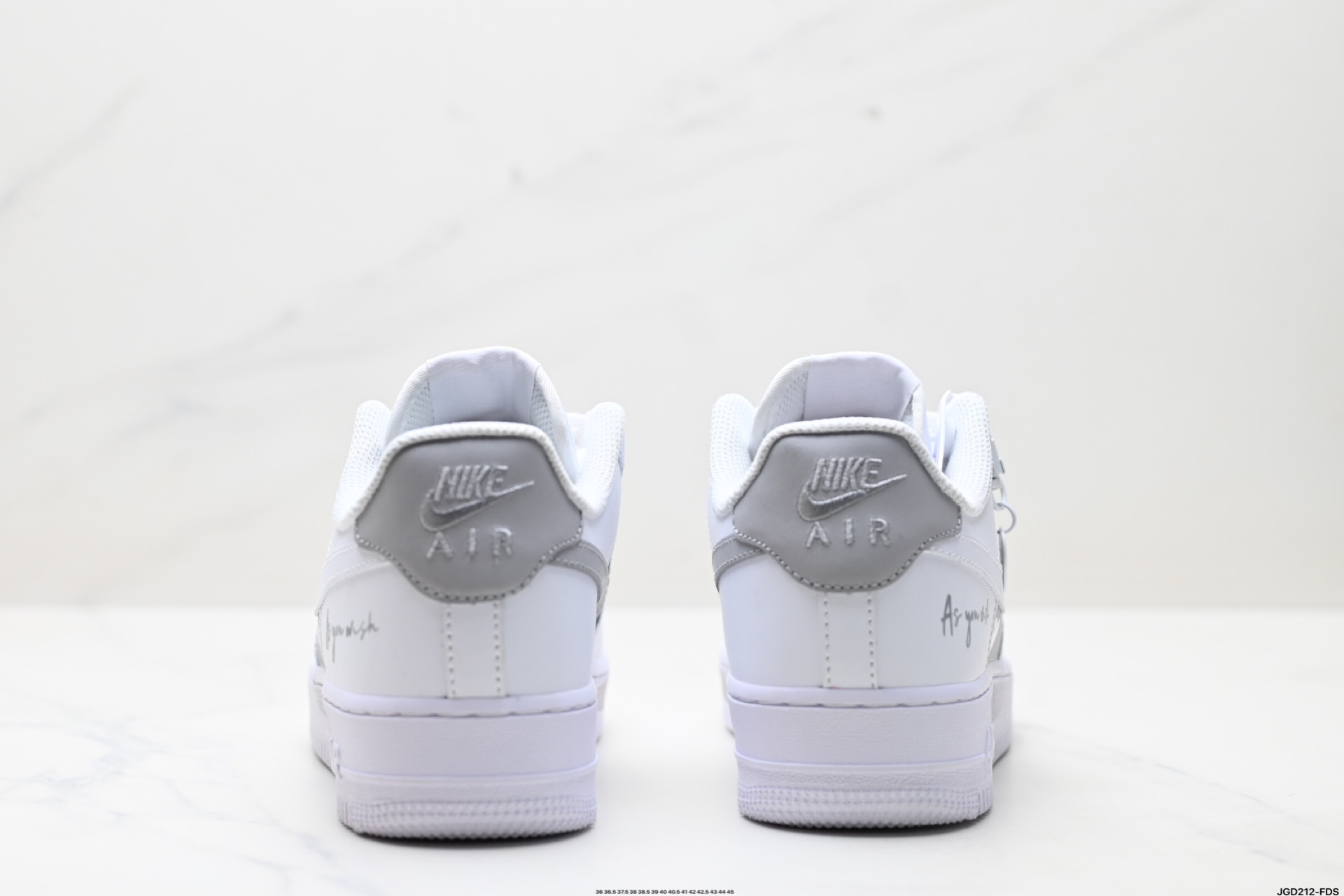 NIKE AIR FORCE 1‘07 LV8 CW2288-111