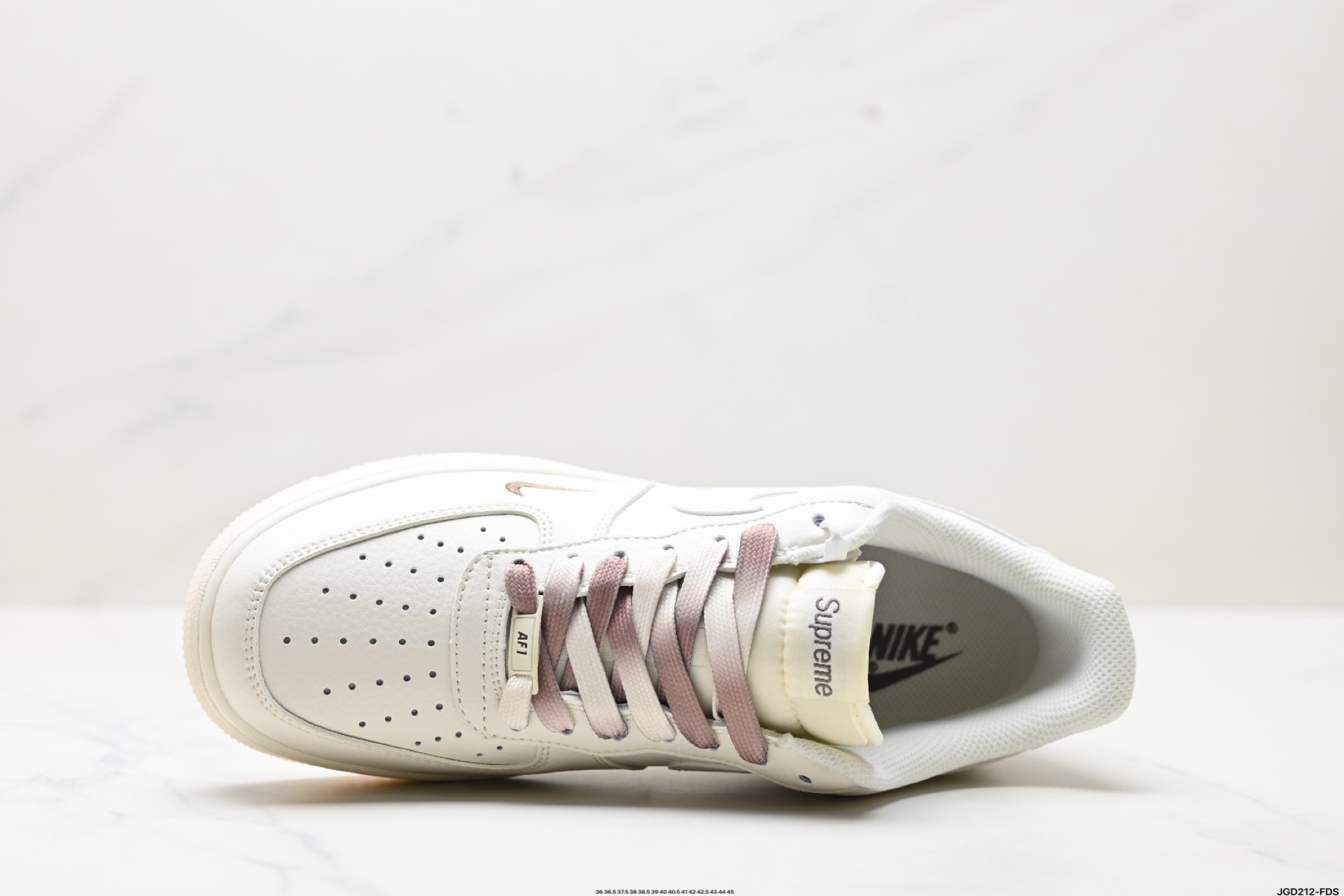 190 NIKE AIR FORCE 1‘07 LV8 BB7577-215