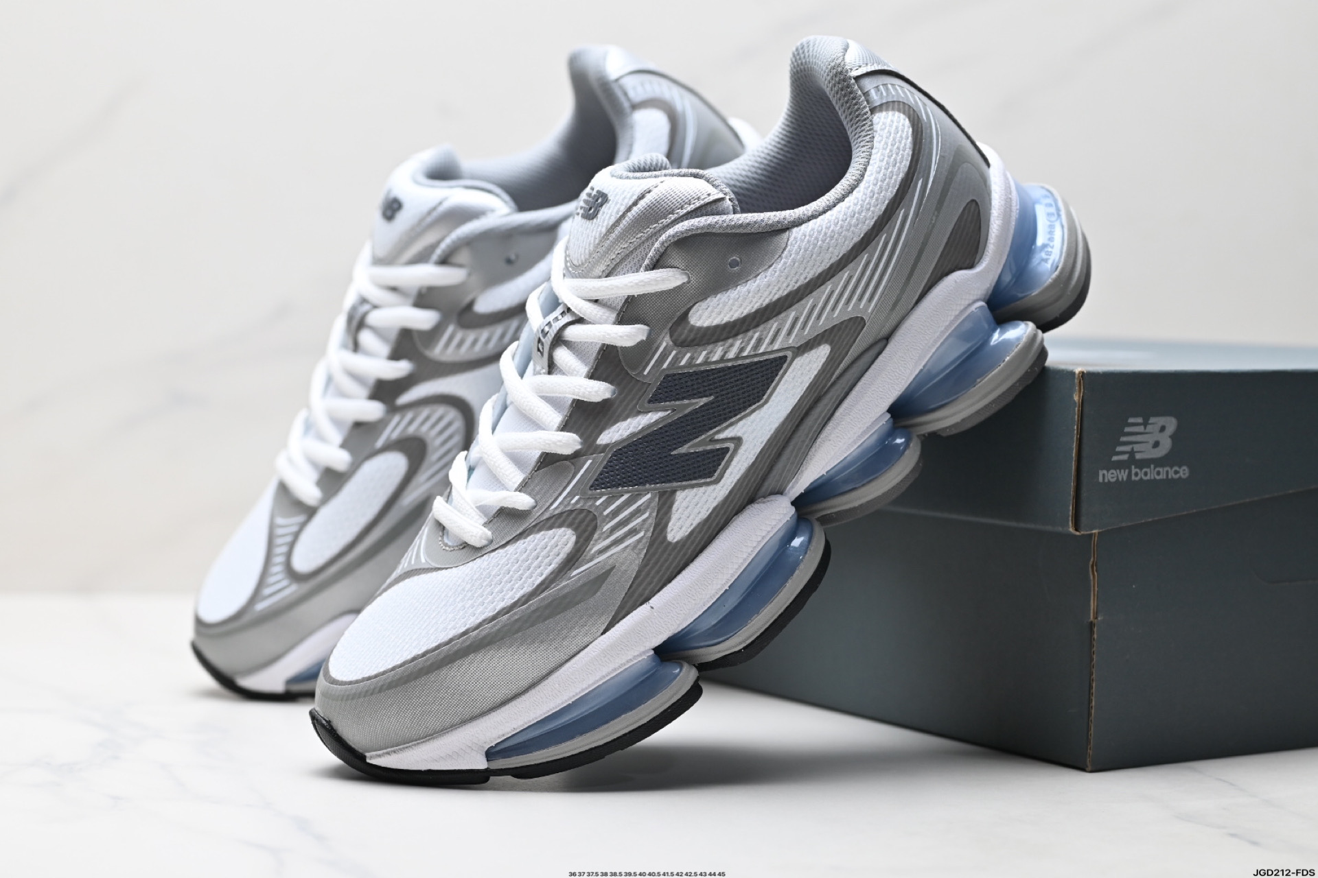 190 New Balance 新百伦 M2000系列 时尚百搭 织物人造革猪皮减震防滑耐磨低帮跑步鞋 U2000BA