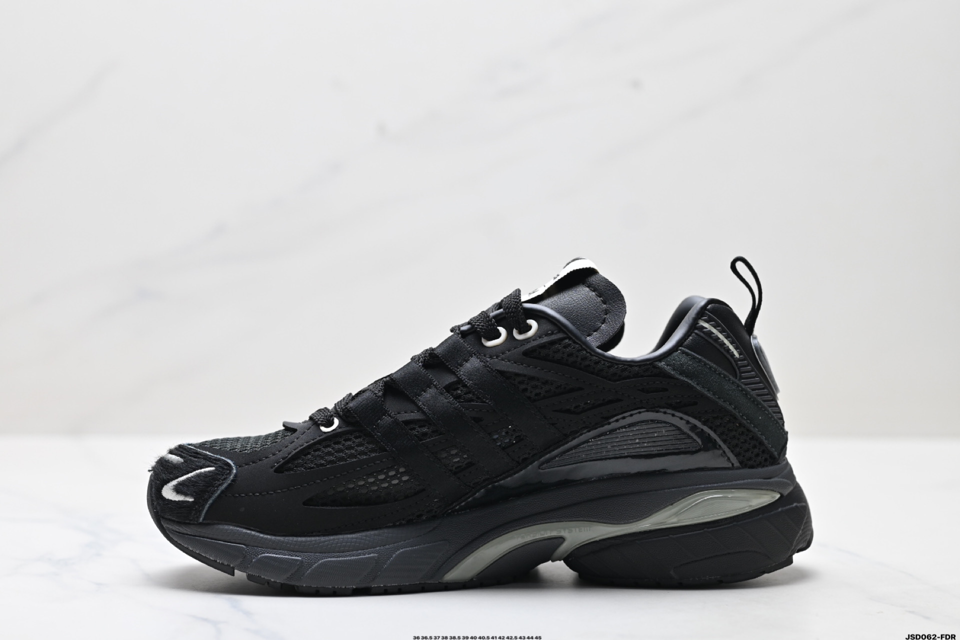 210 Adidas Adistar Cushion Sftm防滑耐磨 低帮 运动老爹鞋 JP8446