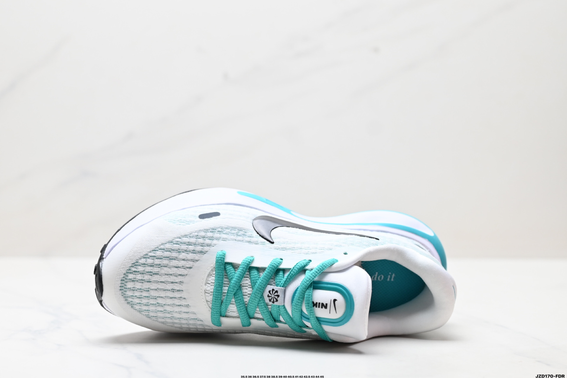 Nike Journey Run White/Black Running Shoe with Cushioned Support and Breathable Knit 3 i1746720859410 9872 0 1