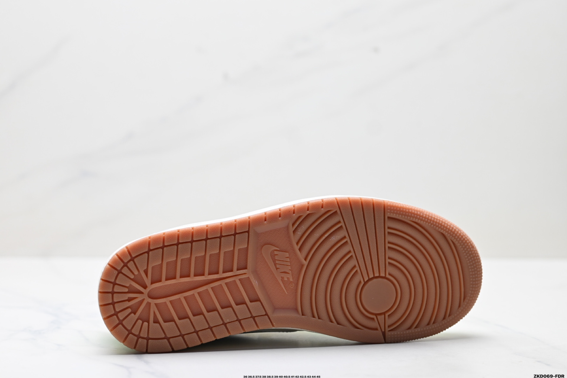 280 AJ1倒勾Travis Scott x Air Jordan 1 ” Reverse Mocha “ AJ1乔1 TS 闪电 联名倒钩 低帮文化篮球鞋 DN6901-092