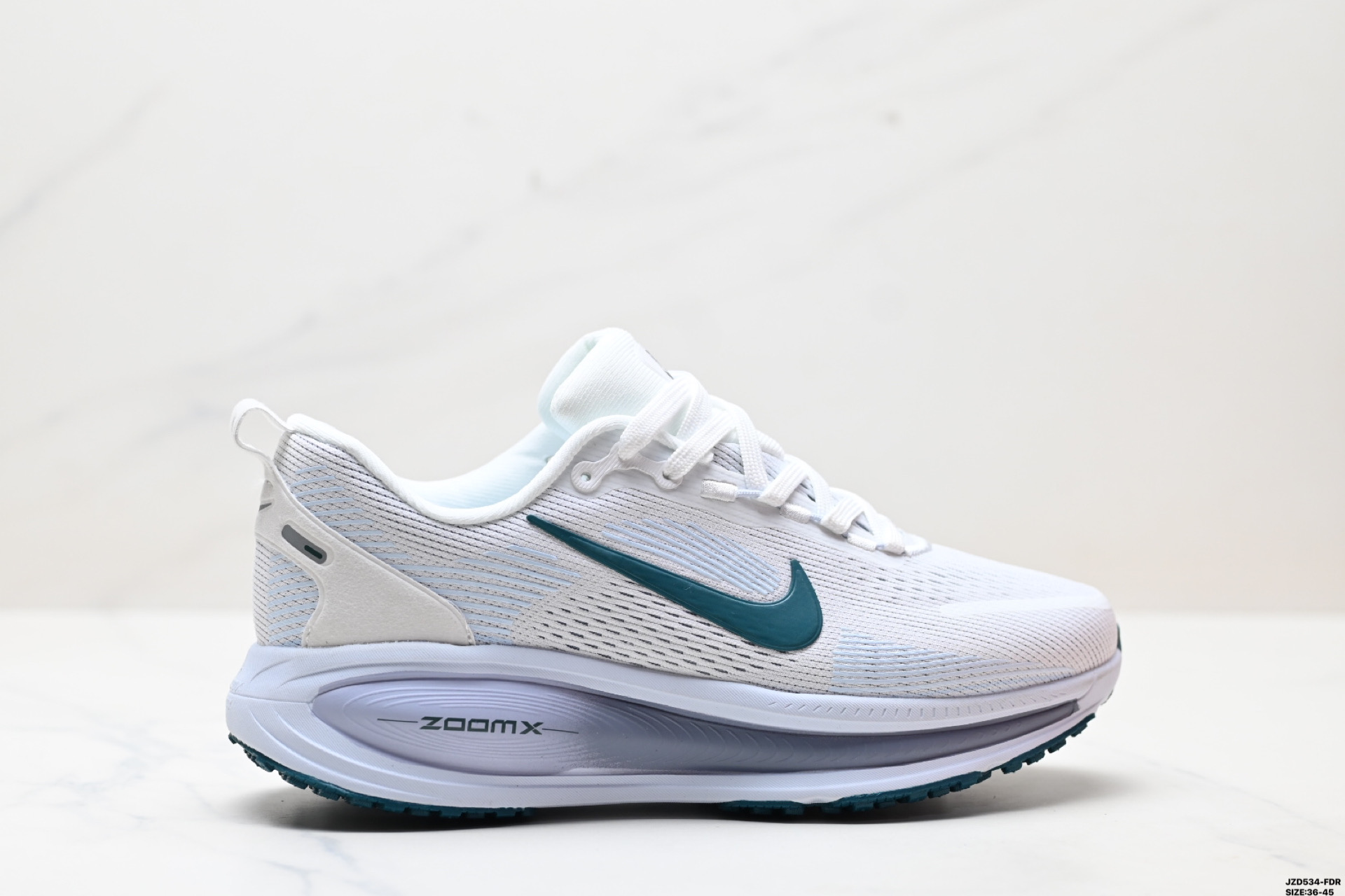 Nike Vomero 18: Comfortable, Cushioned, and Stylish Low-Top Running Shoes 2 i1746721383411 4979 0 0