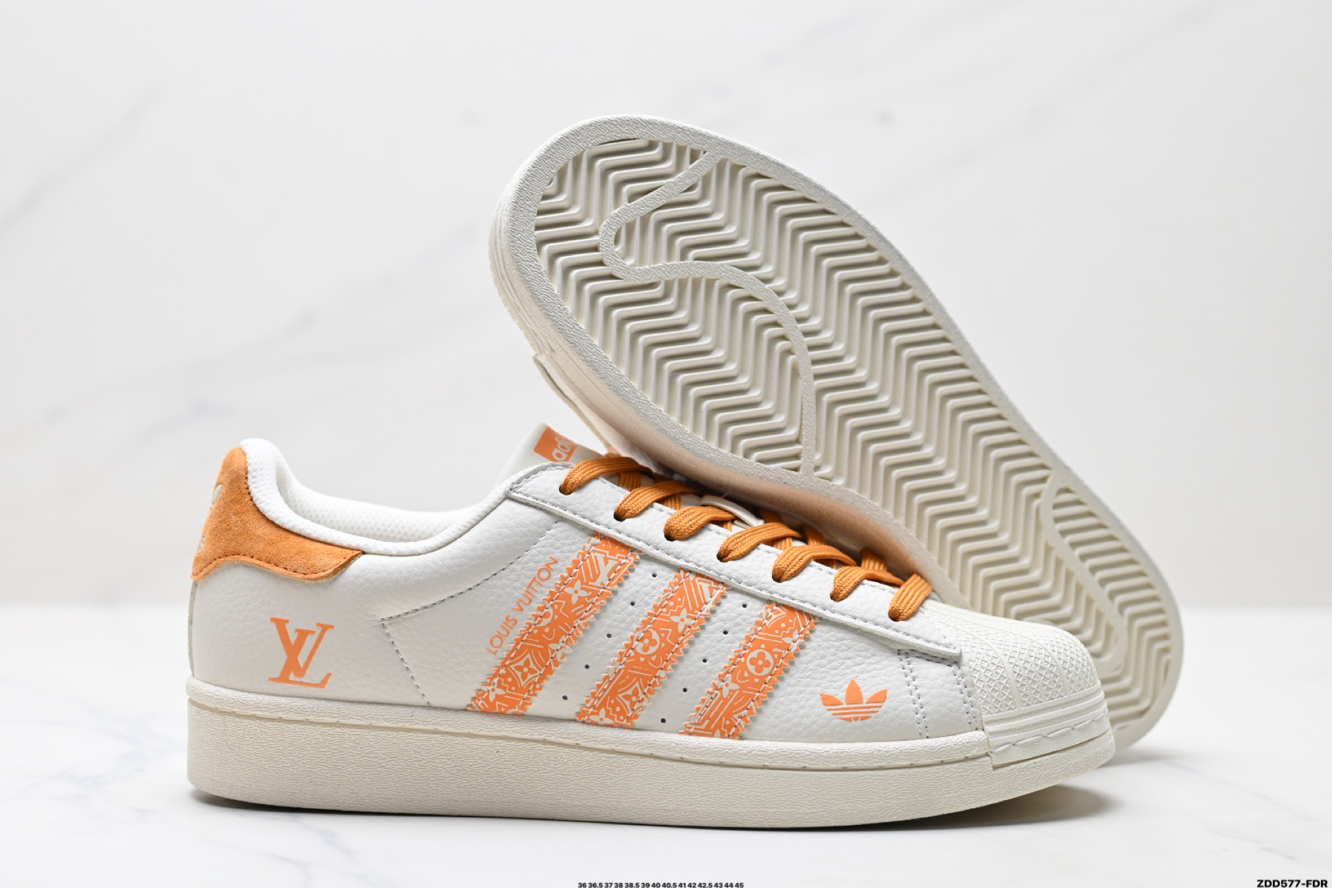 240 Adidas Originals Superstar 阿迪达斯 三叶草 贝壳头’DIY’系列低帮经典百搭休闲运动板鞋 XS0003