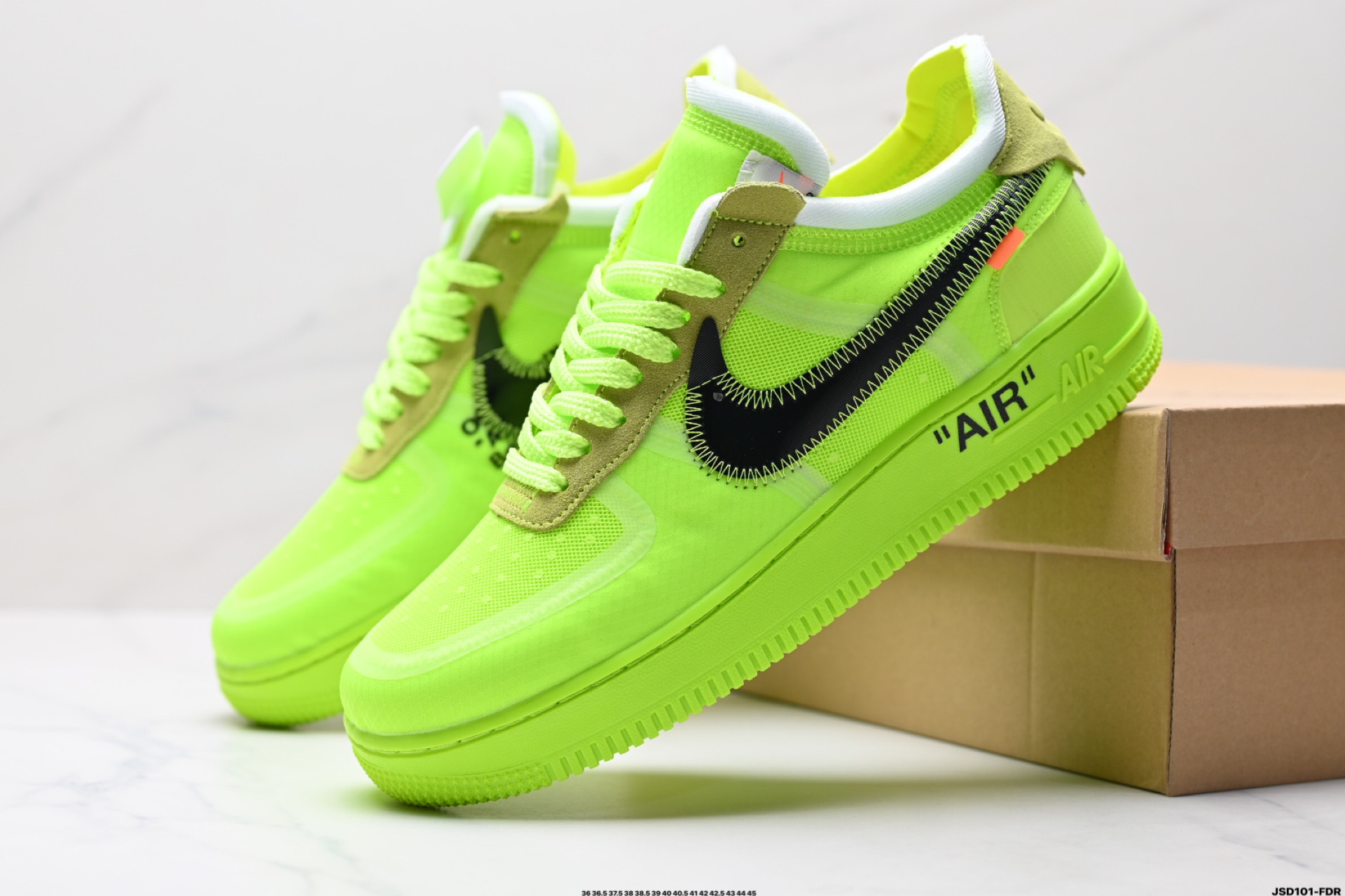 210 OFF WHITE x Nike AIR FORCE 1 ‘07 AO4606-700