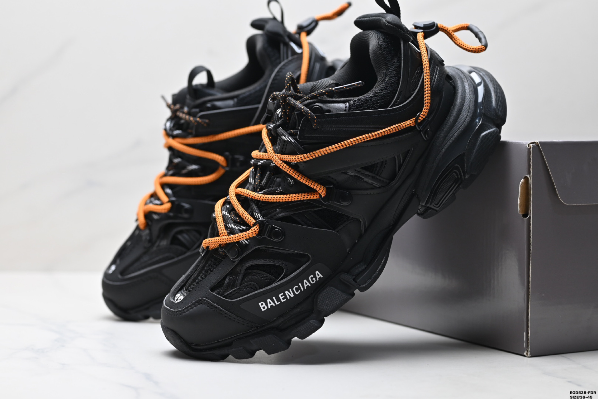 420 Balenciaga巴黎世家 Track Trail 圆头系带 低帮复古老爹鞋 800592 WTRHK 1000