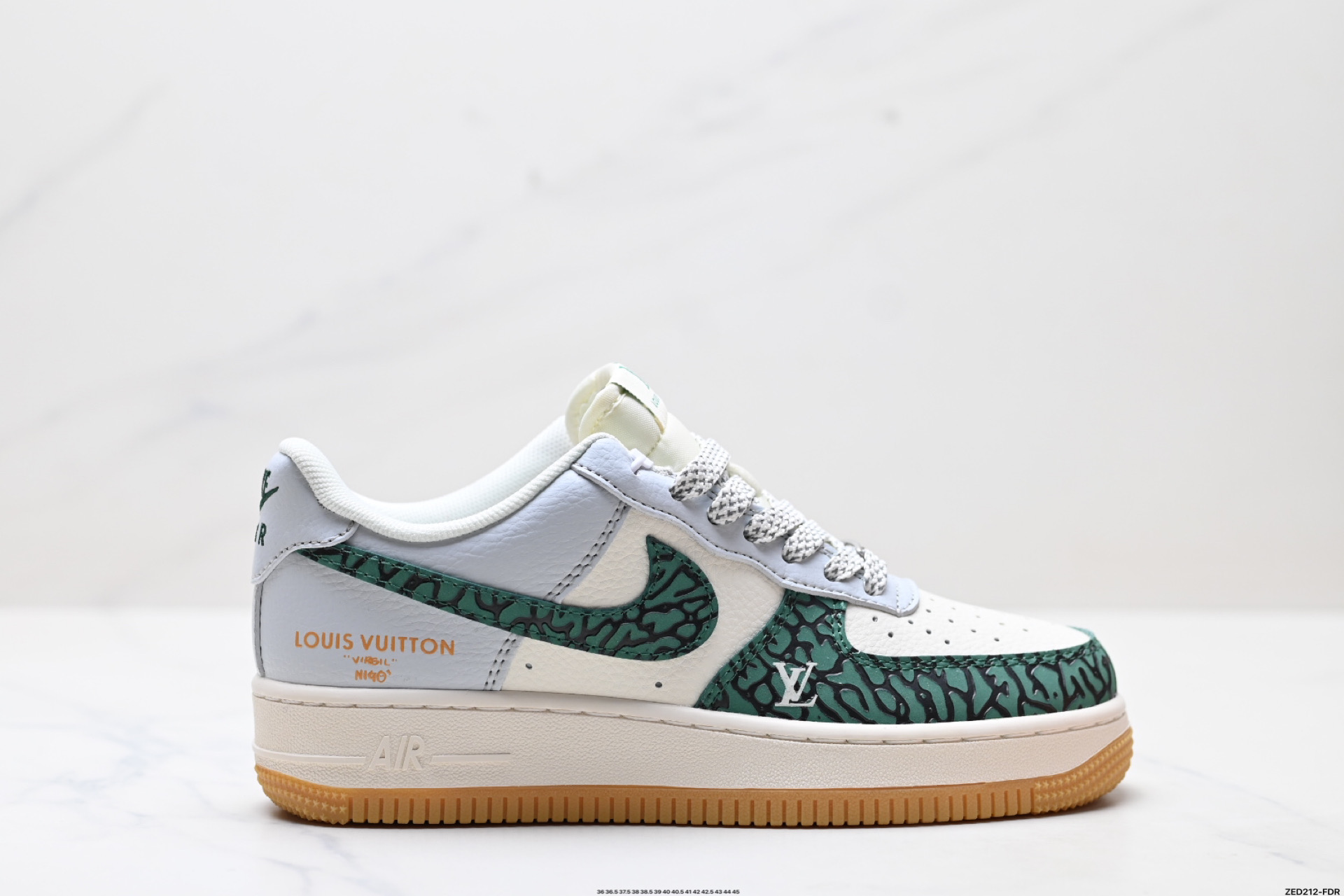 NIKE AIR FORCE 1‘07 LV8 ZH2598-306