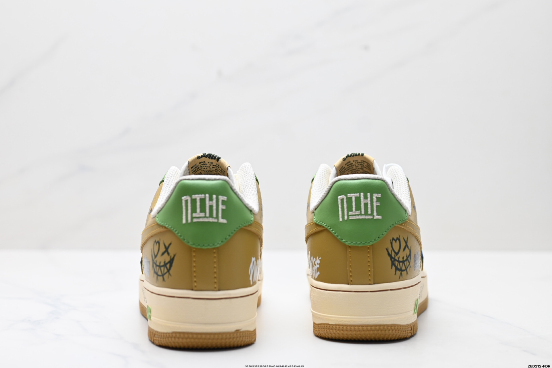 NIKE AIR FORCE 1‘07 XL2321-666