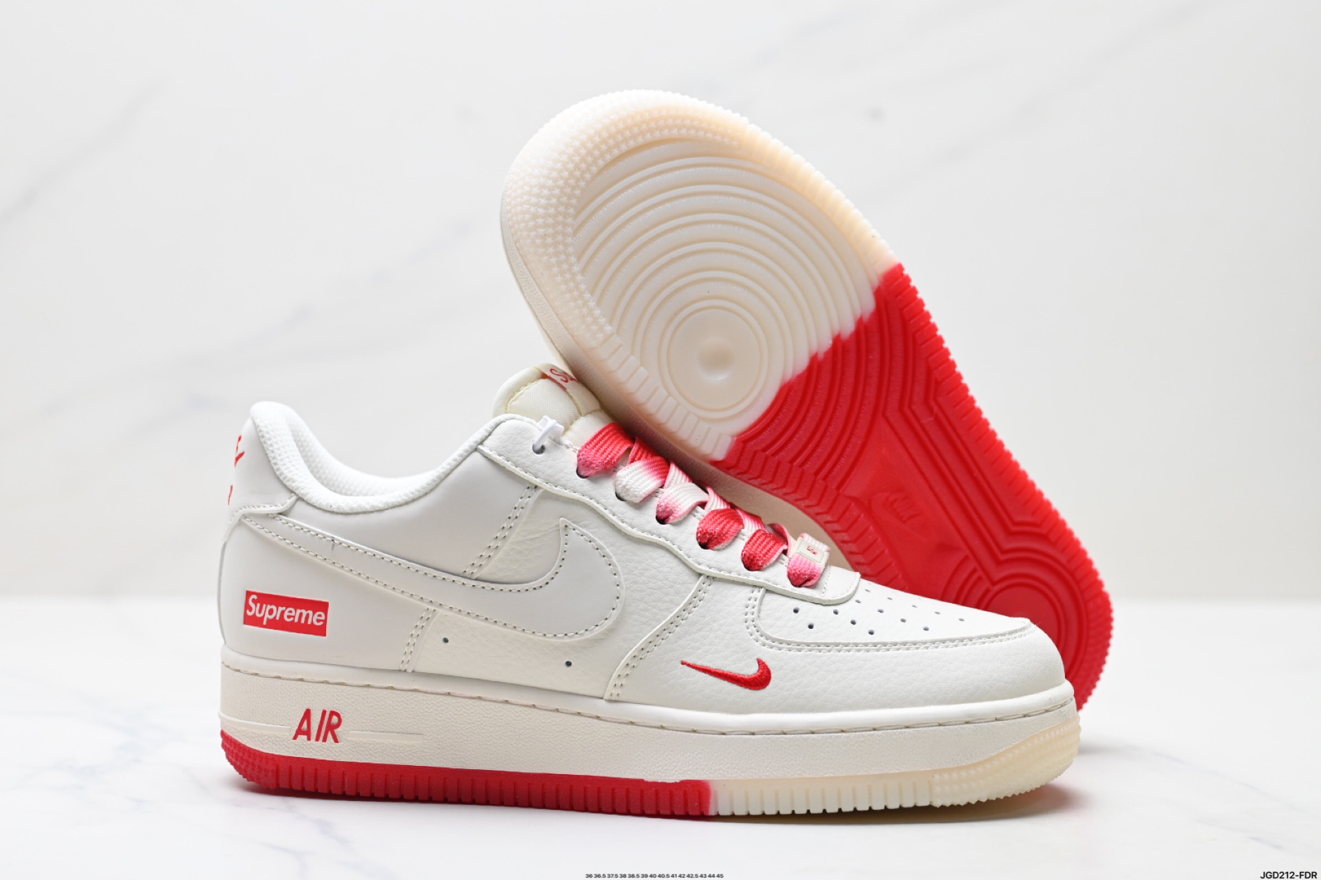 190 NIKE AIR FORCE 1‘07 LV8 BB7577-216