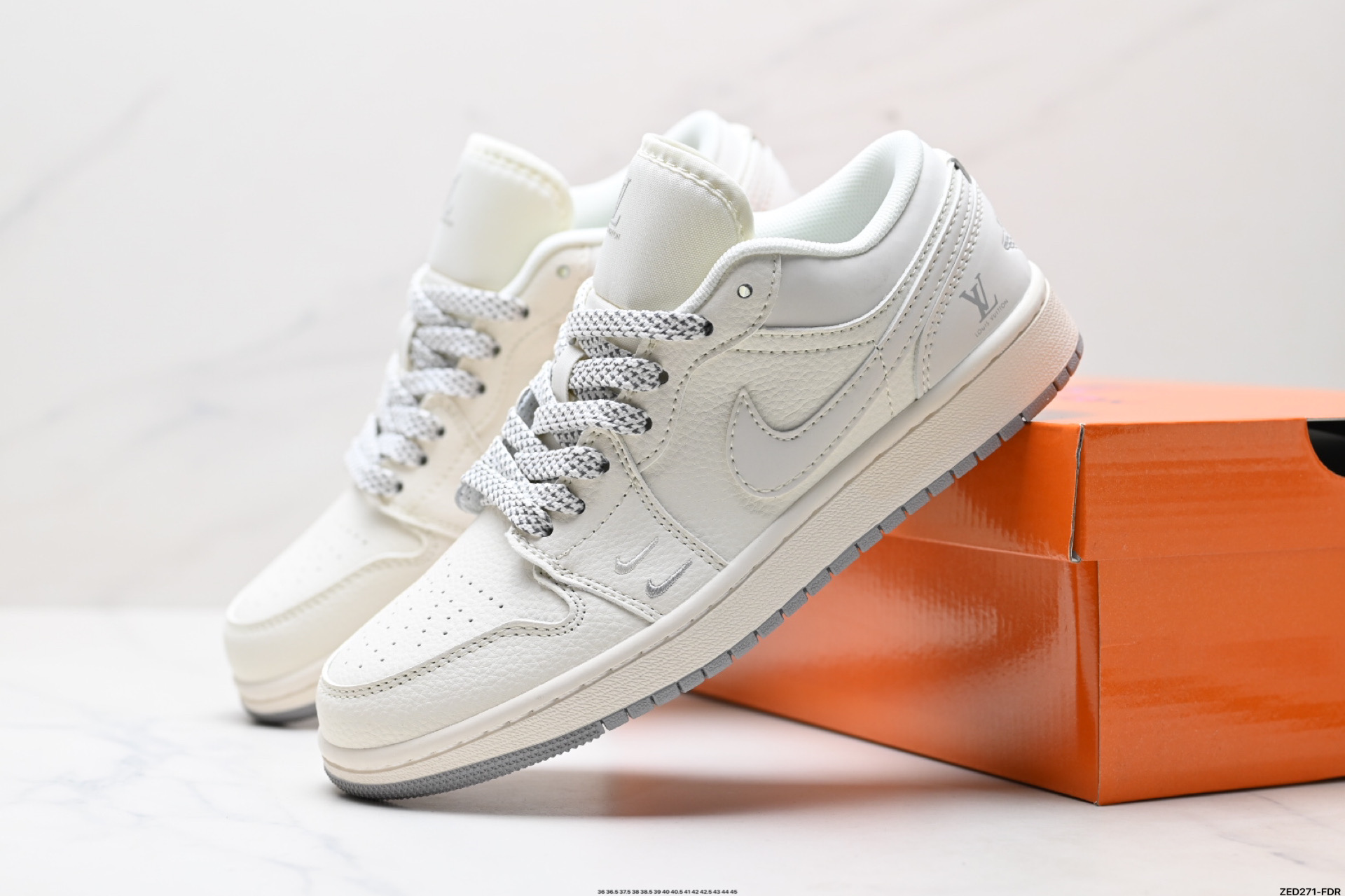270 Nike Air Jordan 1 Low AJ1乔1低帮休闲板鞋 XX3168-169