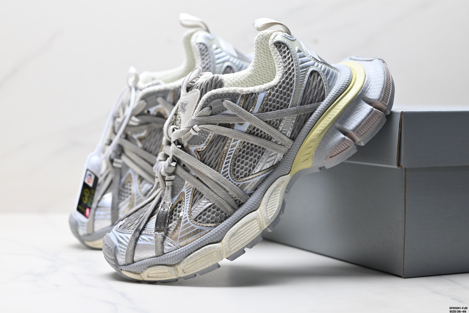 410 BALENCIAGA 3XL Sneakers 3+ 巴黎世家 系列低帮复古老爹鞋 734734 W3XL5 9110