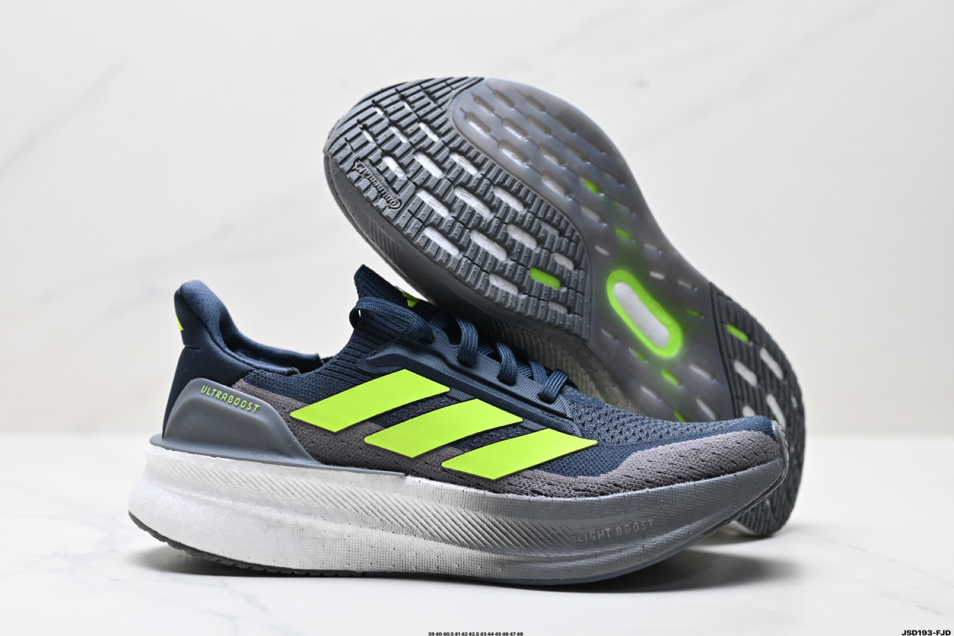 阿迪达斯Adidas Ultraboost 5X 耐磨缓震休闲运动跑鞋 JH9034