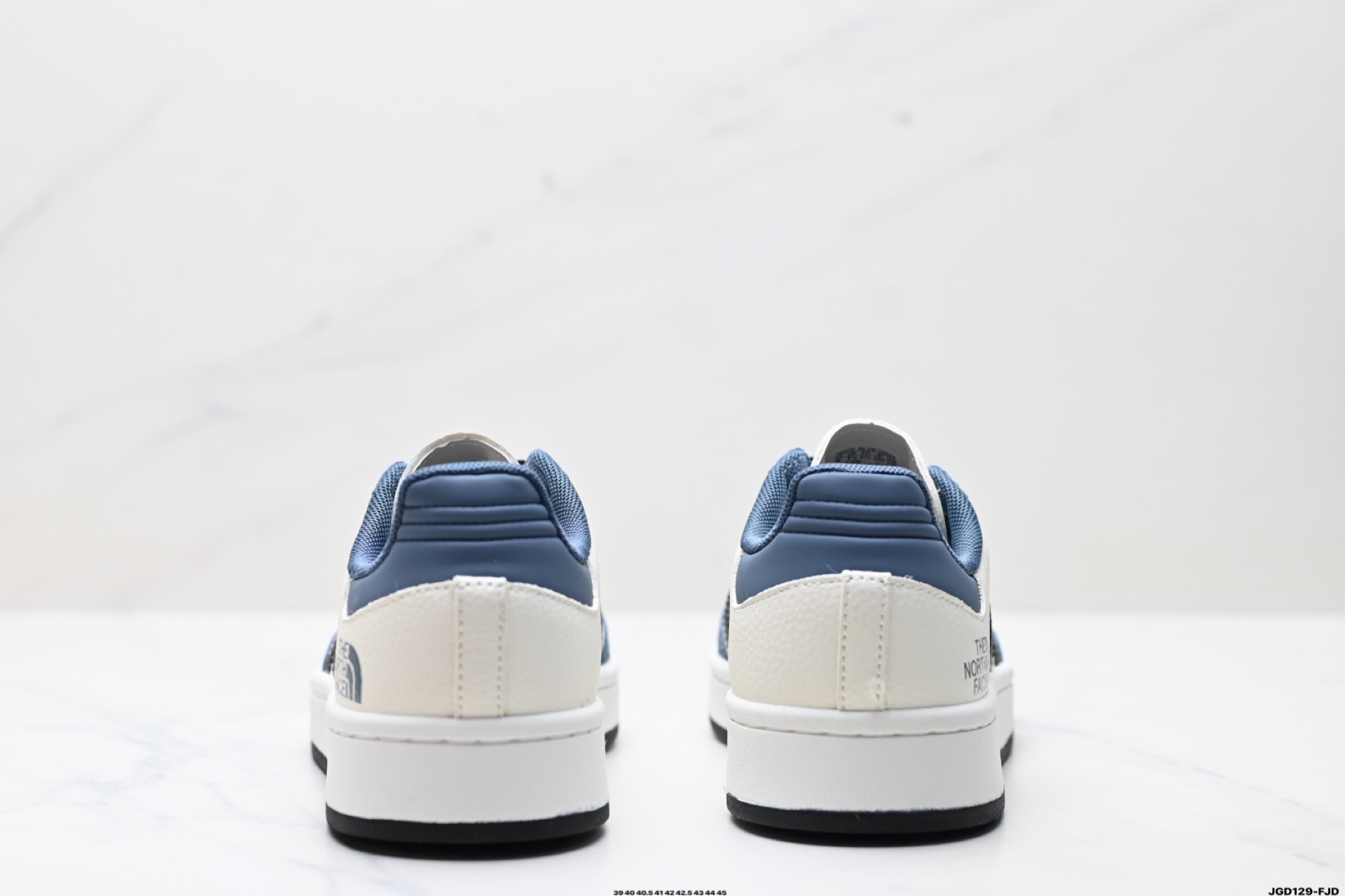 Adidas Originals Samba OG 'DIY' The North Face Edition Sneakers 7 i1746808951869 575 0 5