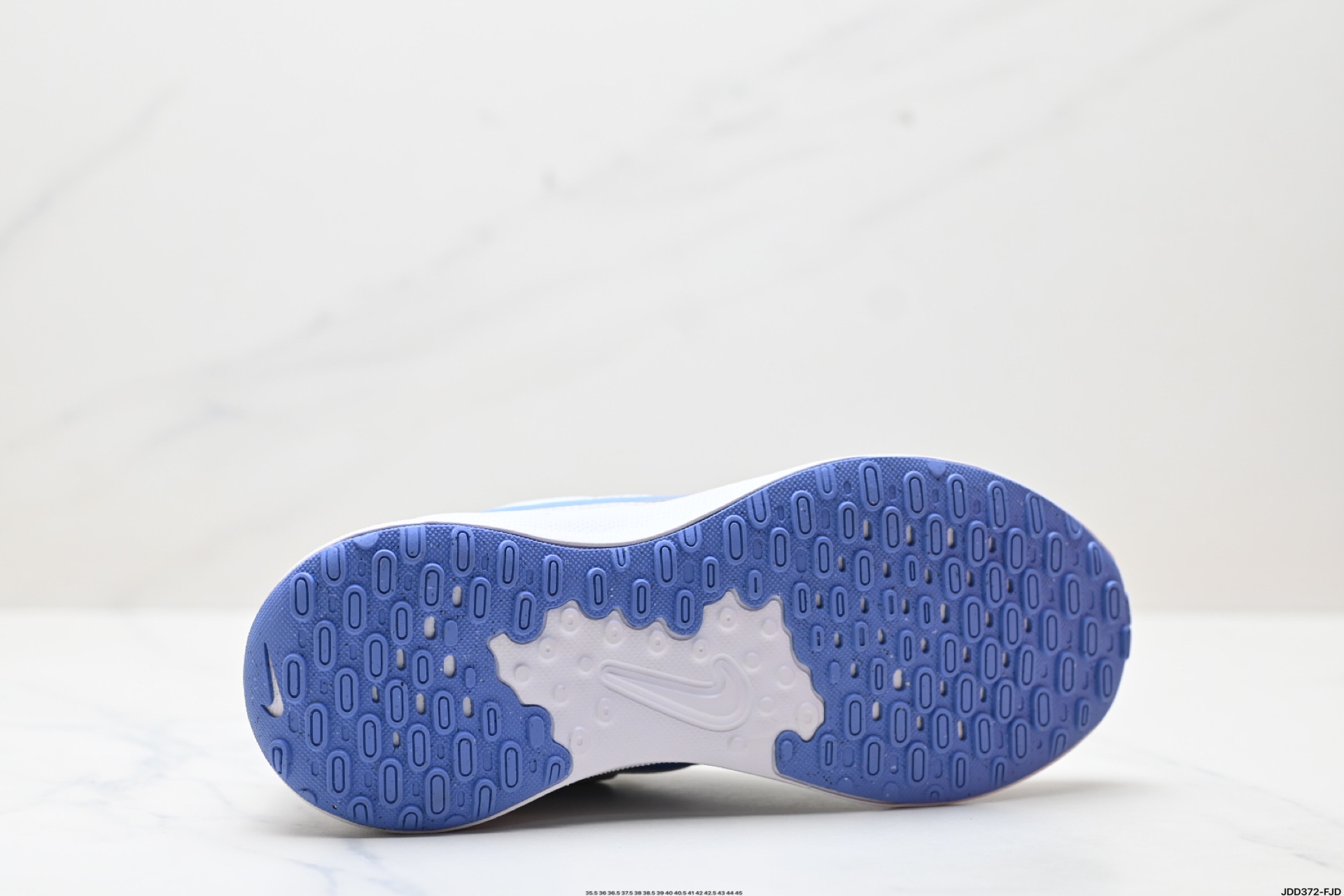 Nike Revolution 7 Wide Running Shoes - Breathable & Comfortable 10 i1746810202574 158 0 8