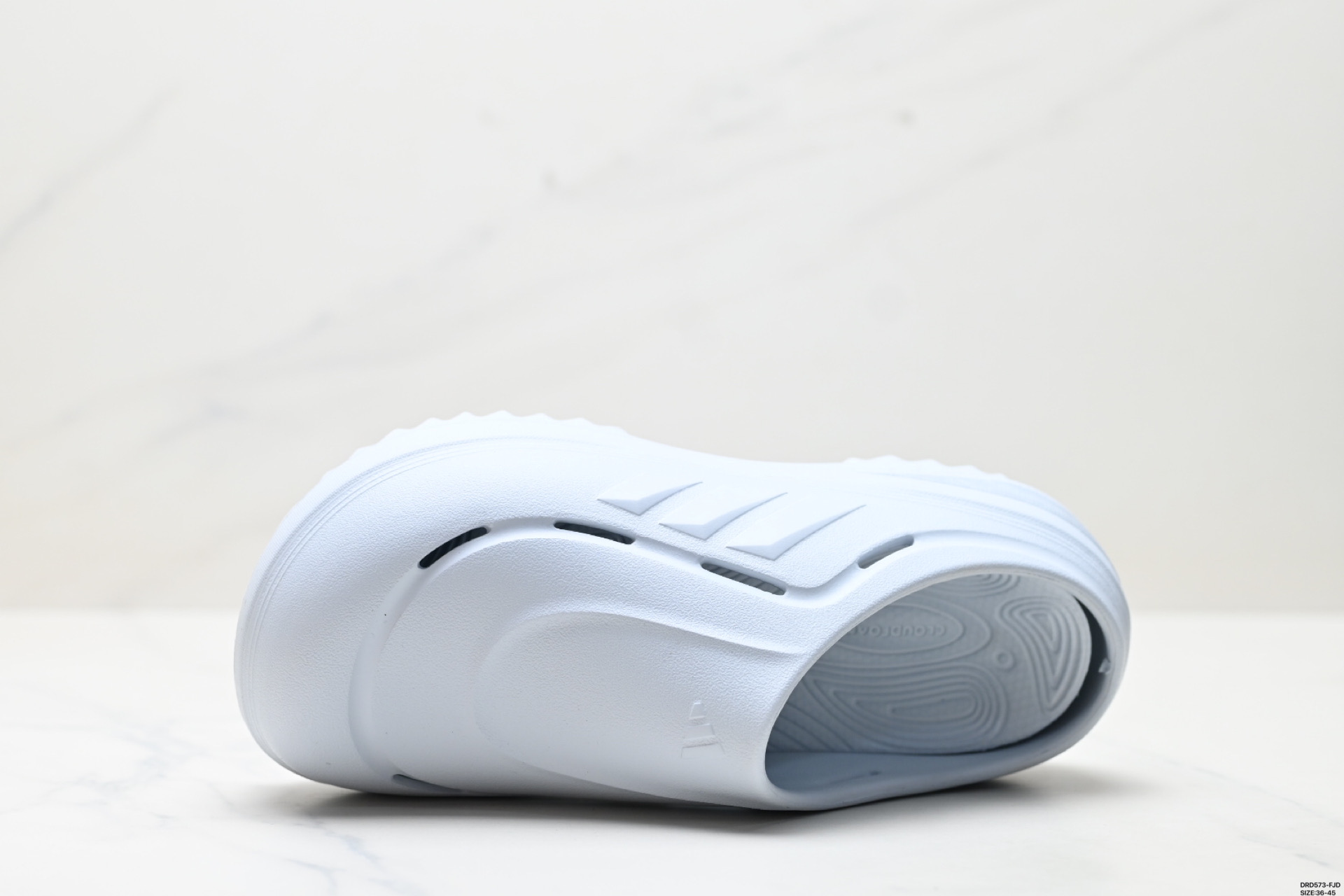 Adidas OZWAVE Clog: Comfortable, Versatile, and Durable Slip-On Shoes 3 i1746810441410 4733 0 1