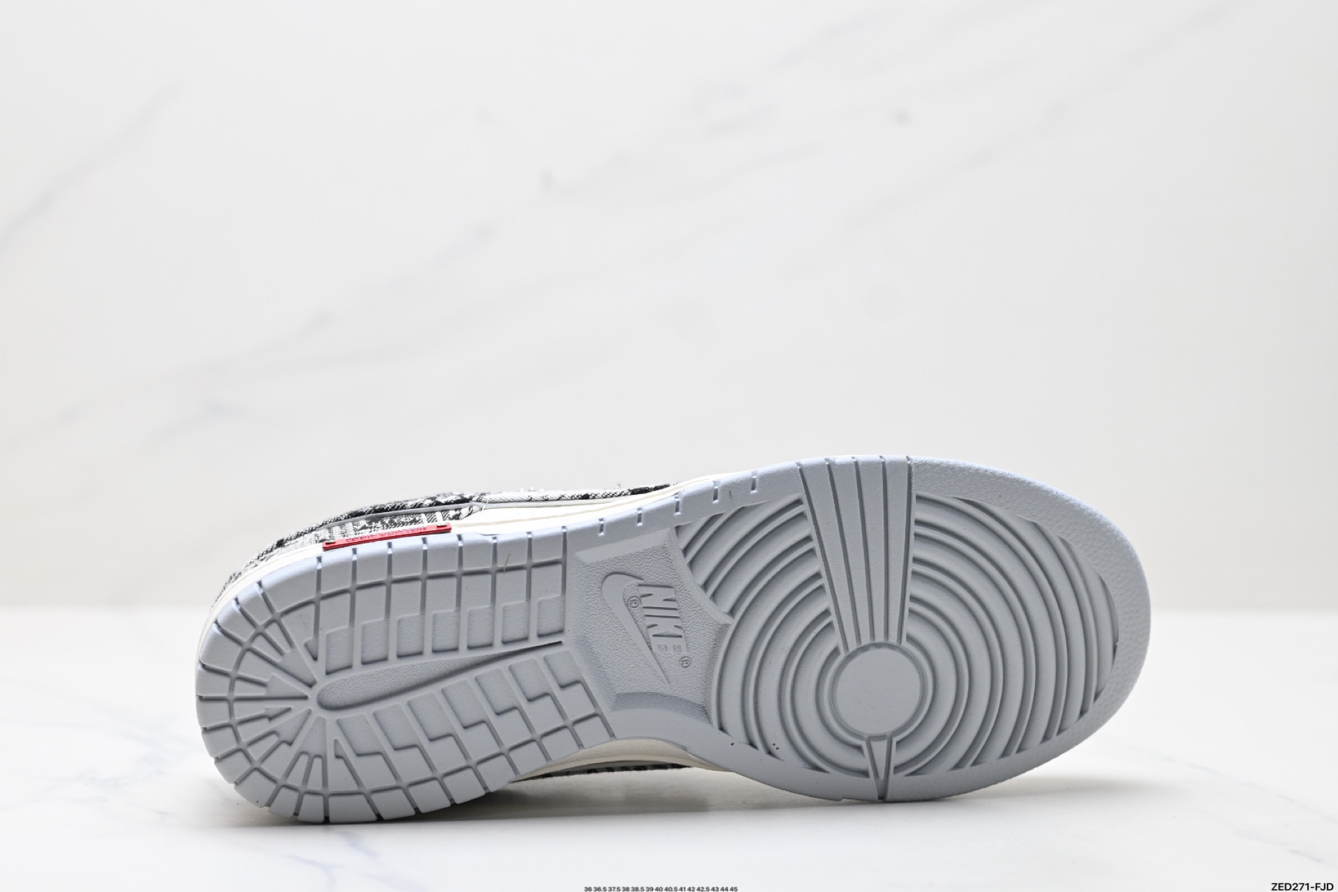 Nike Dunk Low Retro ‘DIY高端定制’耐克 低帮休闲运动板鞋 SC9772-807