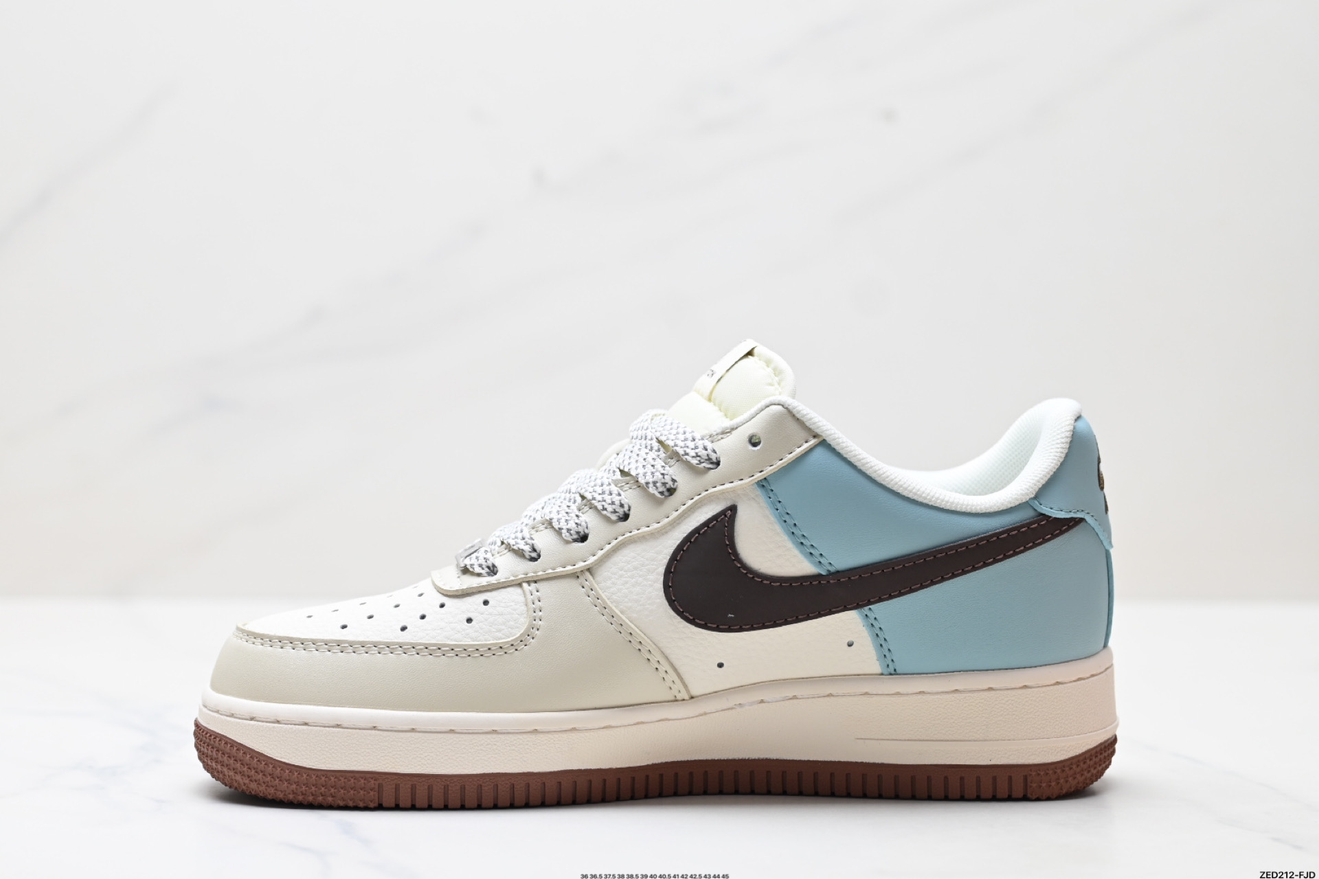 270 NIKE AIR FORCE 1‘07 LV8 JJ2508-720