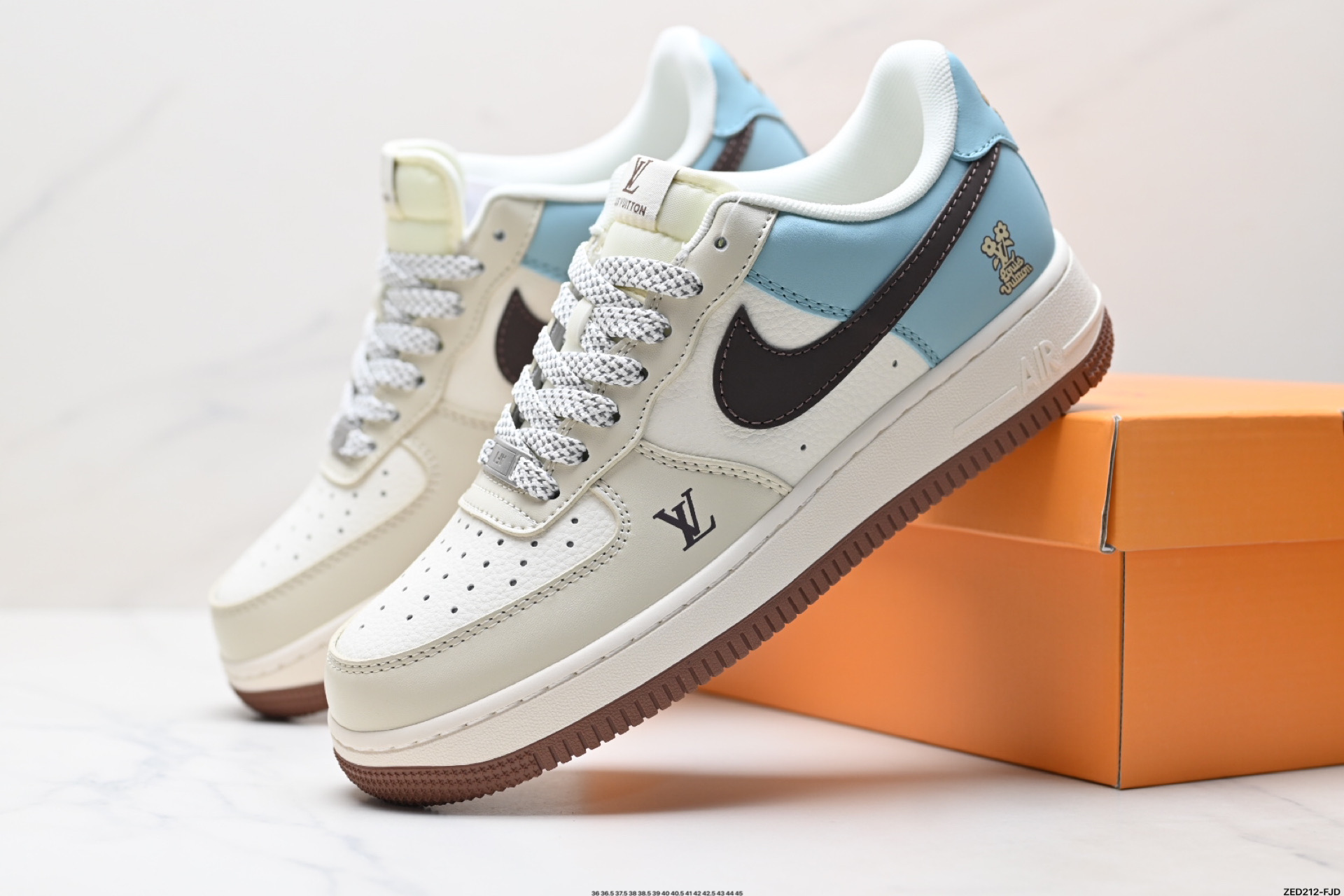 270 NIKE AIR FORCE 1‘07 LV8 JJ2508-720