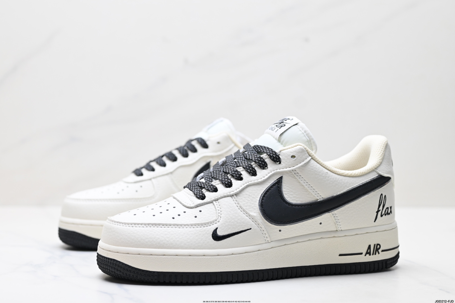 NIKE AIR FORCE 1‘07 LV8 DR2024-101