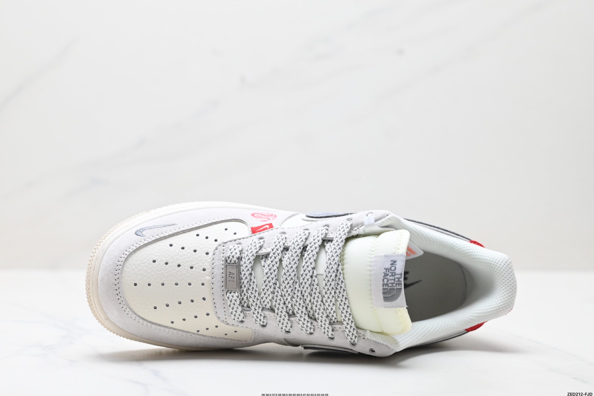 270 NIKE AIR FORCE 1‘07 LV8 YX5066-313