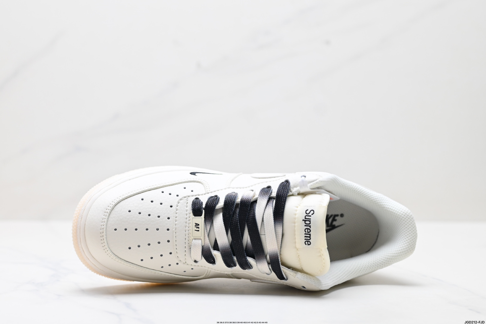 NIKE AIR FORCE 1‘07 LV8 BB7577-217