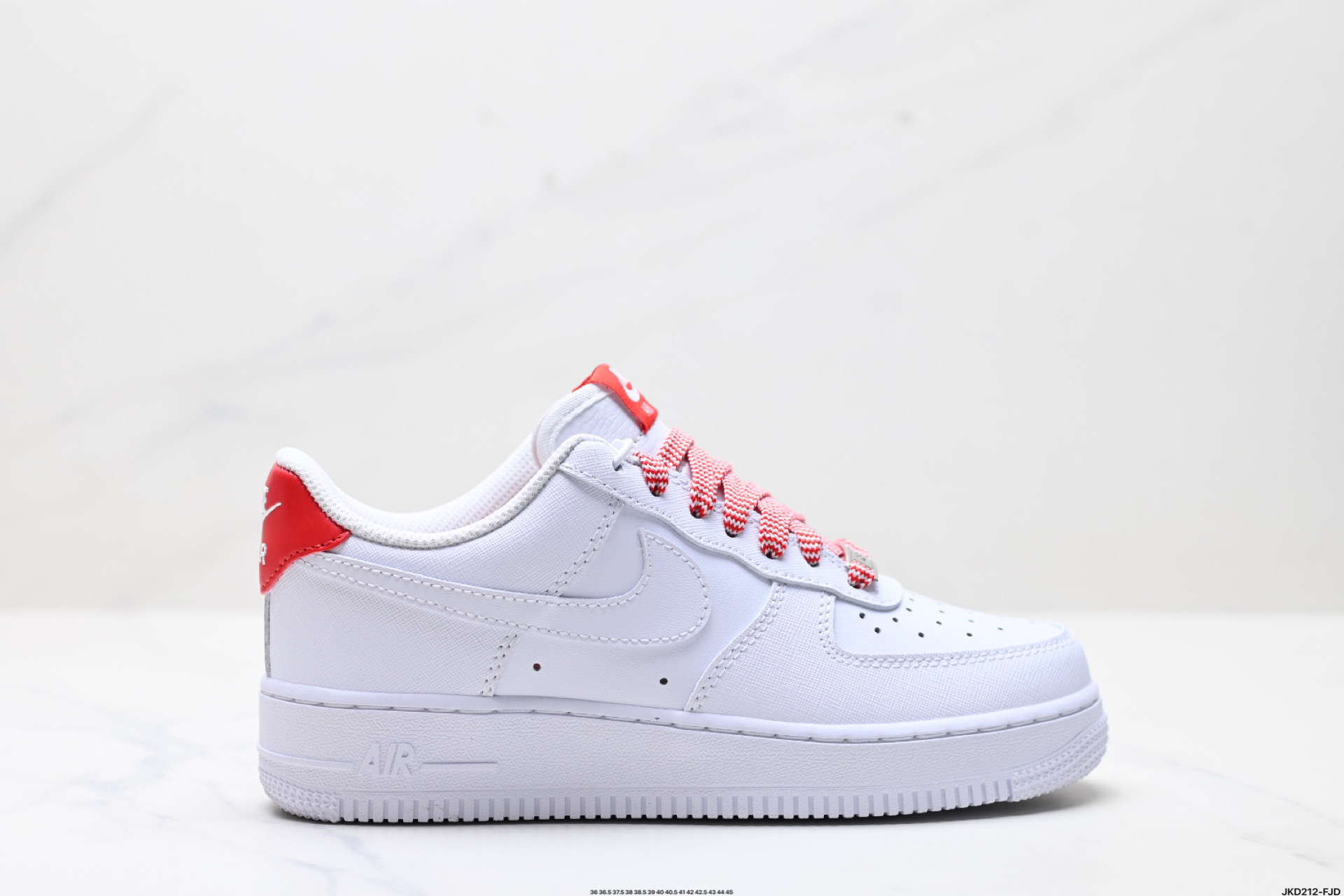 耐克Nike Air Force 1“07 LV8空军一号低帮百搭休闲运动板鞋 IB7167-103