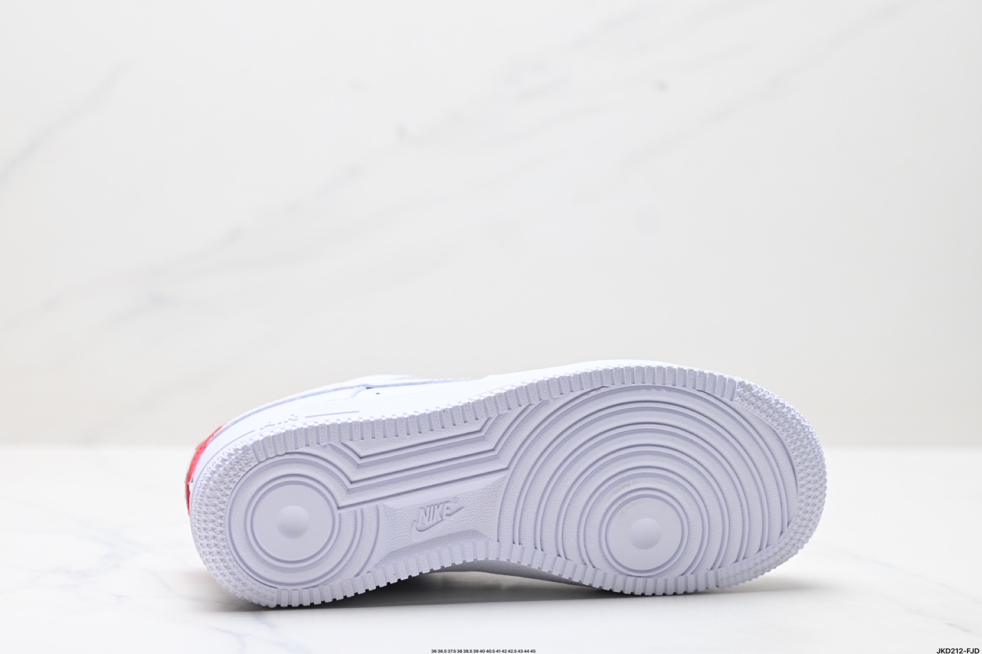 耐克Nike Air Force 1“07 LV8空军一号低帮百搭休闲运动板鞋 IB7167-103