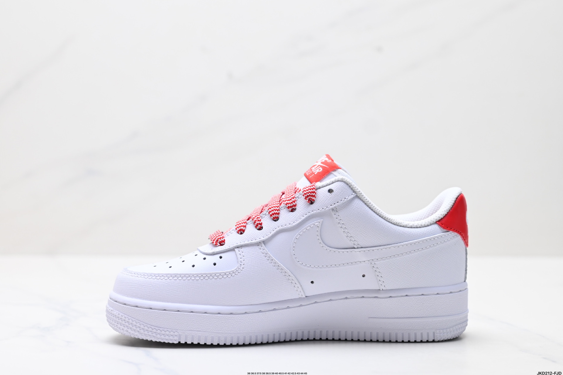 耐克Nike Air Force 1“07 LV8空军一号低帮百搭休闲运动板鞋 IB7167-103