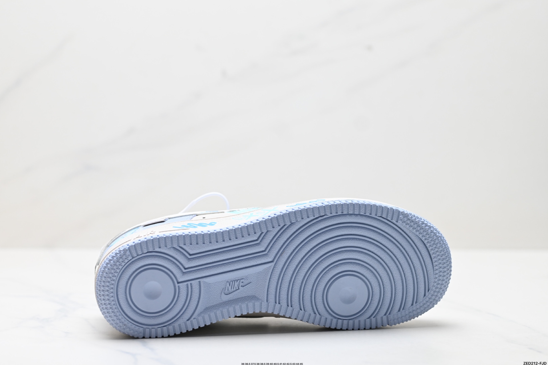 NIKE AIR FORCE 1‘07 DB3301-991