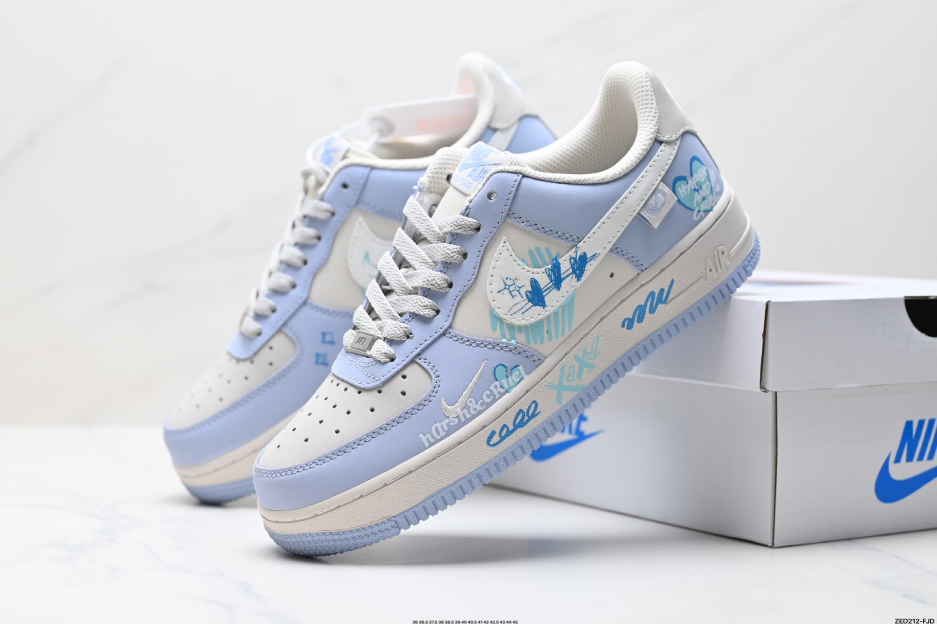 NIKE AIR FORCE 1‘07 DB3301-991