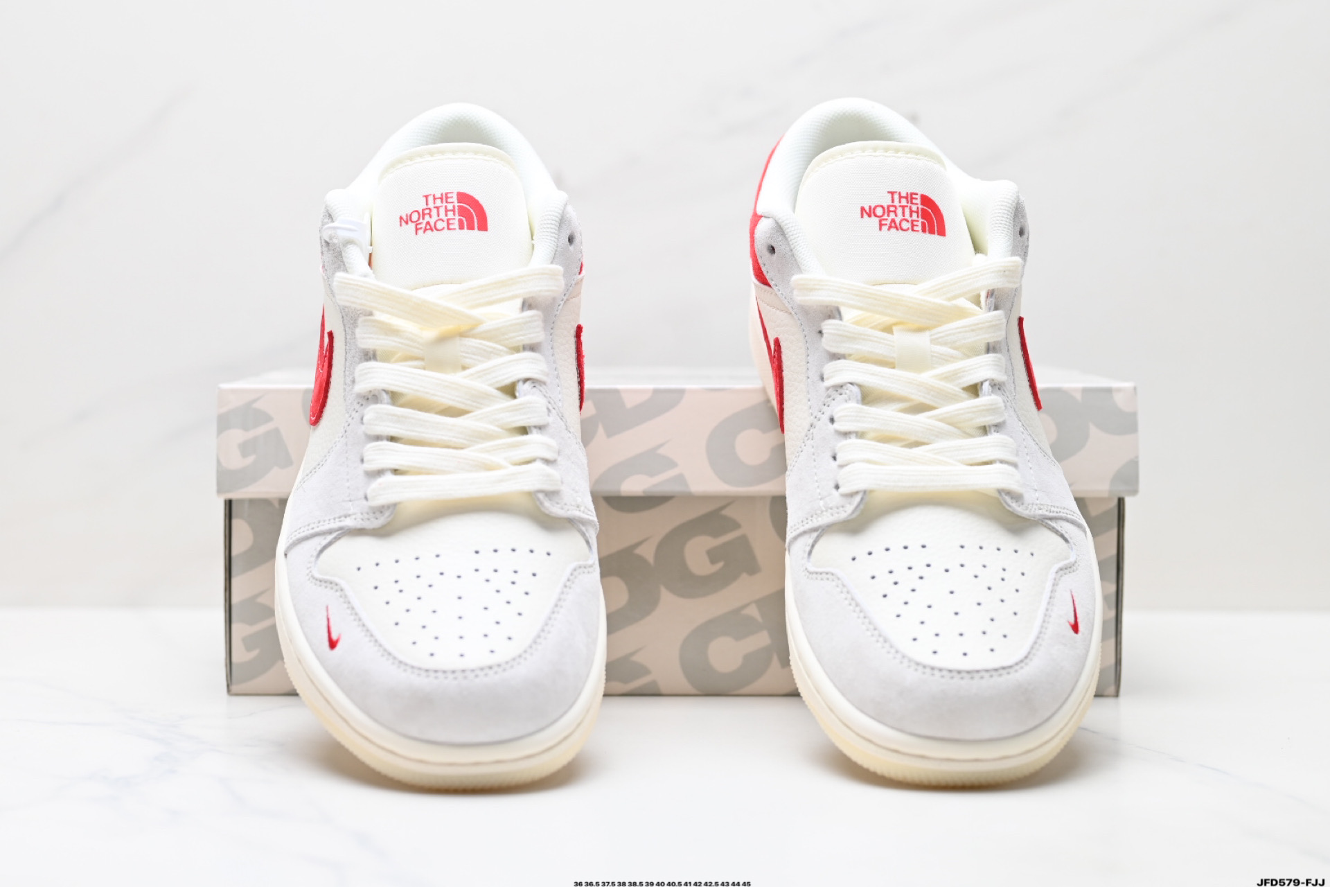 Air Jordan 1 Low SE: Classic Style Meets Modern Comfort 8 i1746892090158 1201 0 6