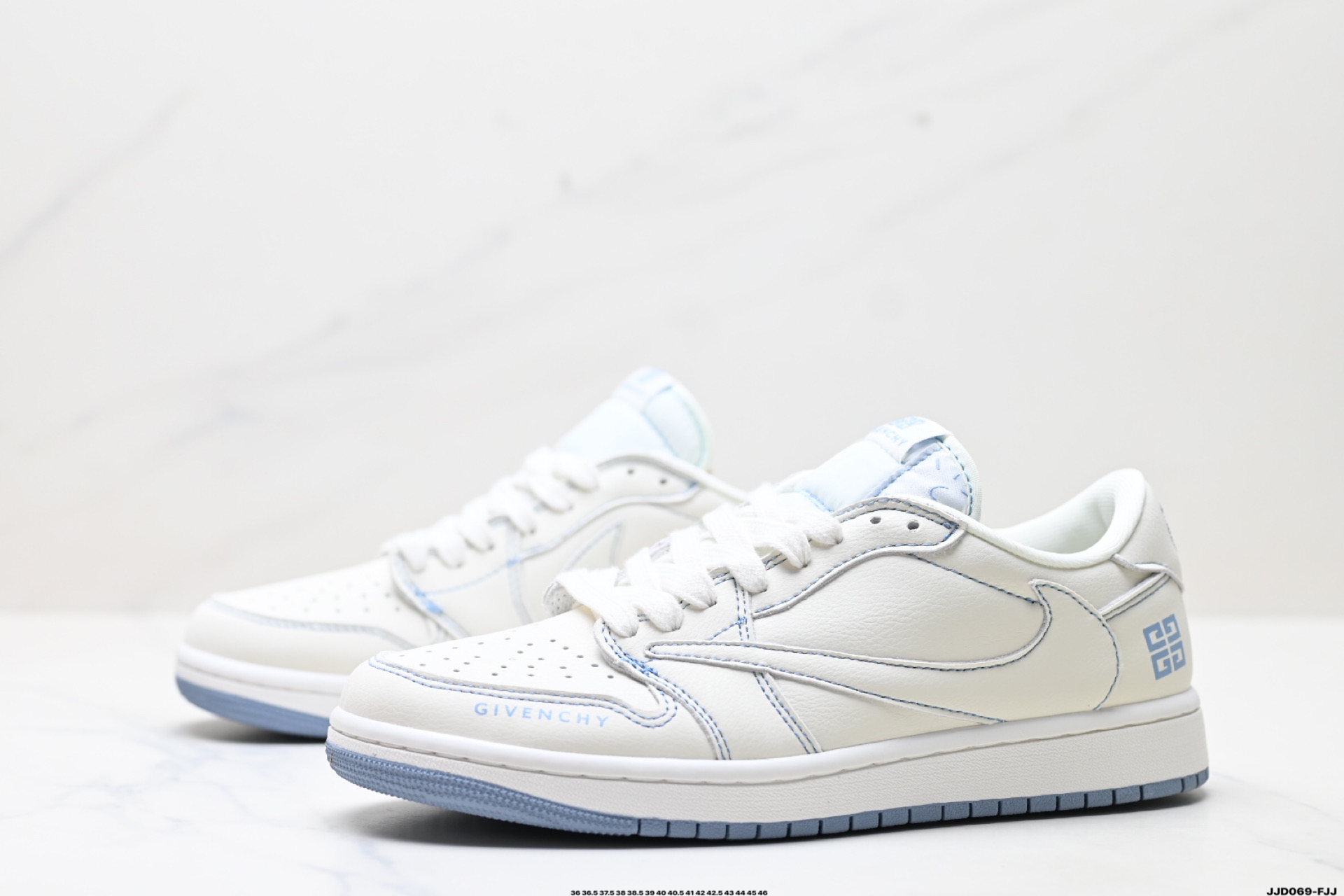 Givenchy City Sport Low-Top Sneakers In Leather White/Blue - Stylish Comfort 5 i1746893230900 7800 0 3
