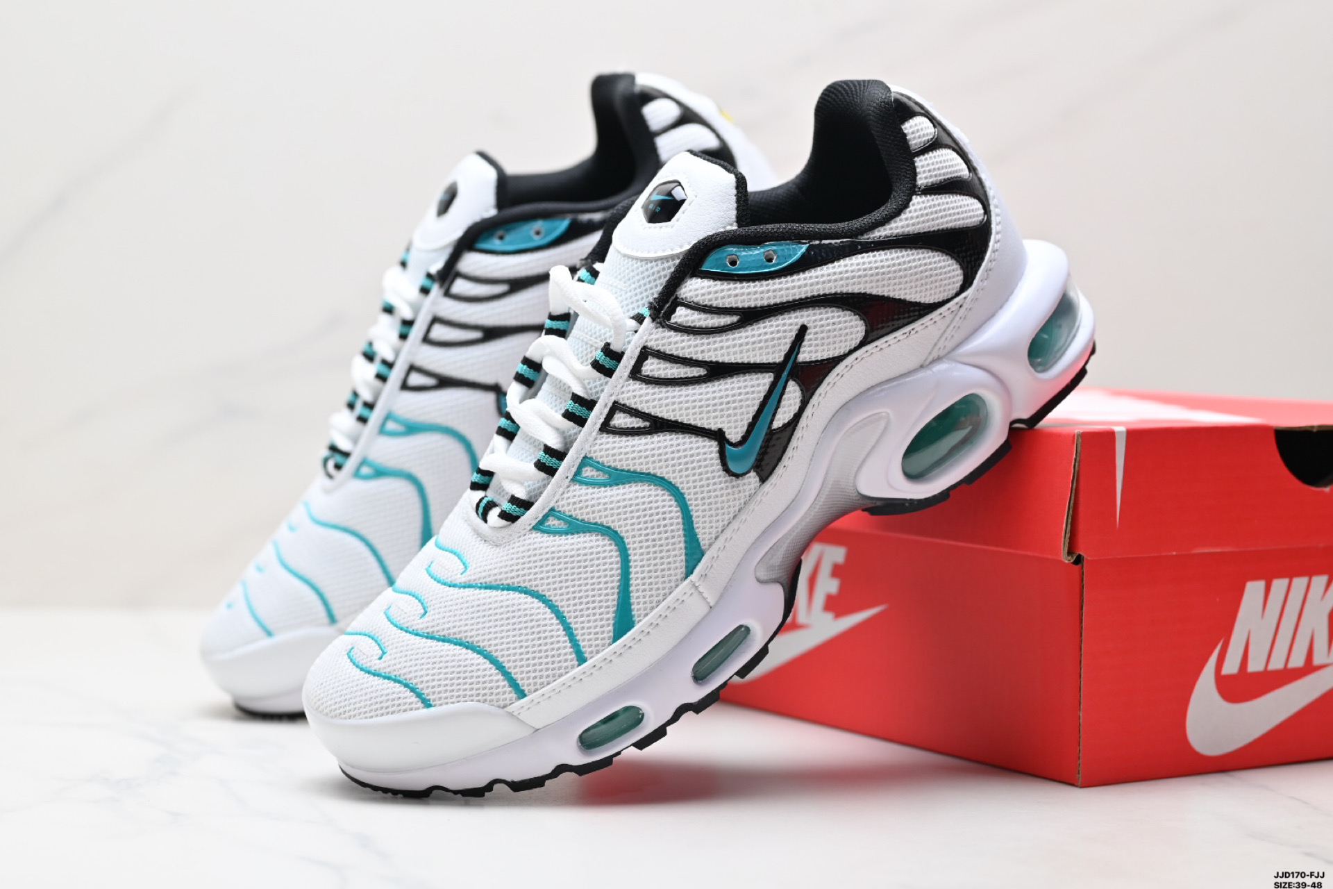 Nike Air Max Plus TN Running Shoes - Lightweight Cushioning and Durability 12 i1746893616273 1501 0 7