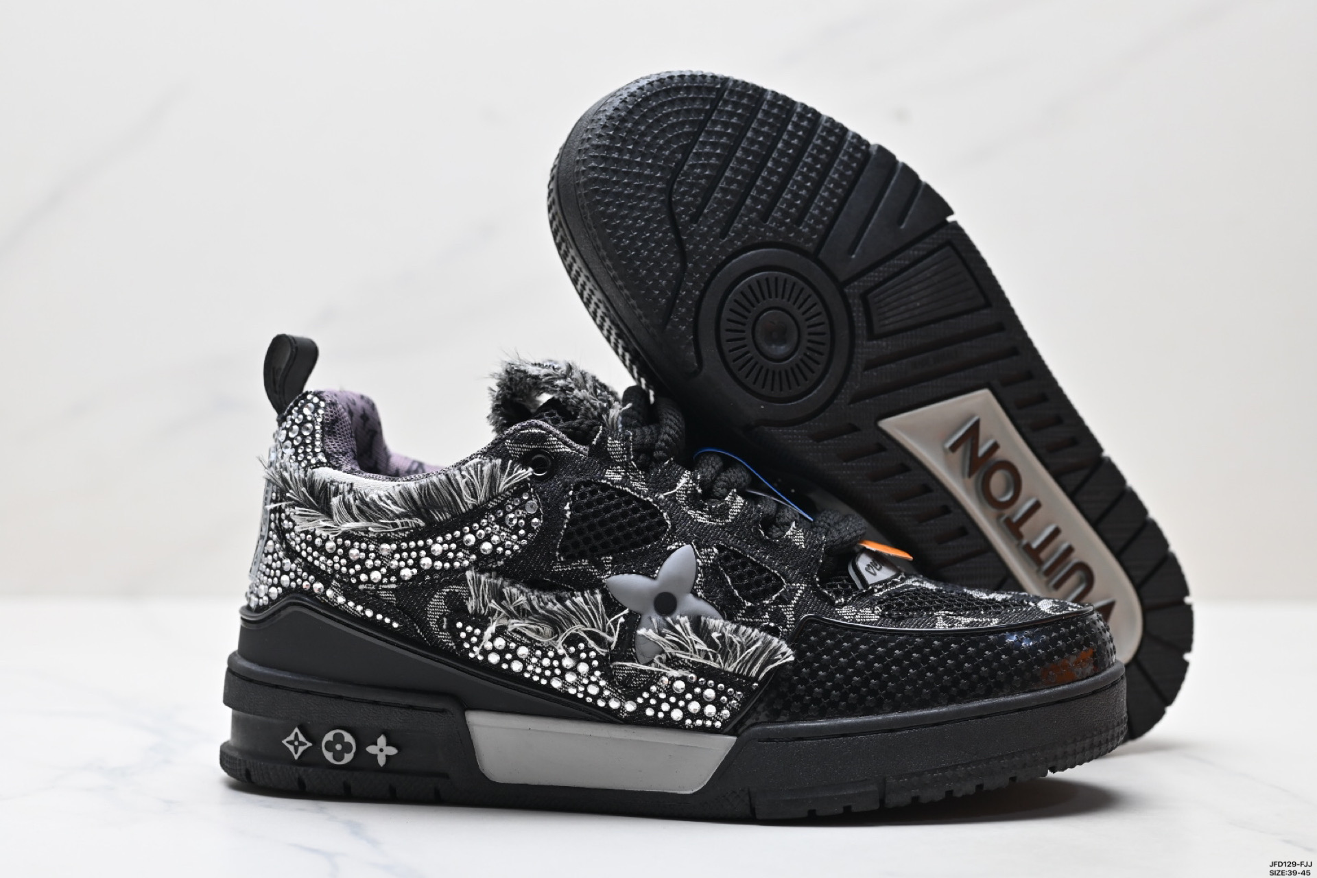 Louis Vuitton Trainer Sneaker Low Casual Shoes Black, Size 39-45 4 i1746897356448 2683 0 4
