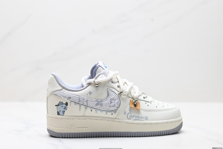 Nike Air Force 1 '07: Original Edition with Honeycomb Cushioning - Perfect Fit 1 Nike Air Force 1 ’07: Original Edition with Honeycomb Cushioning – Perfect Fit