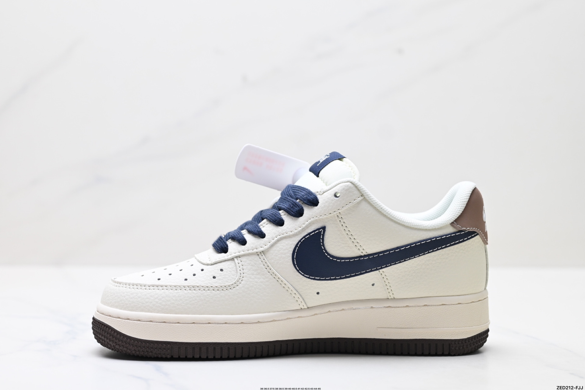 270 NIKE AIR FORCE 1‘07 LV8 ZH2598-309