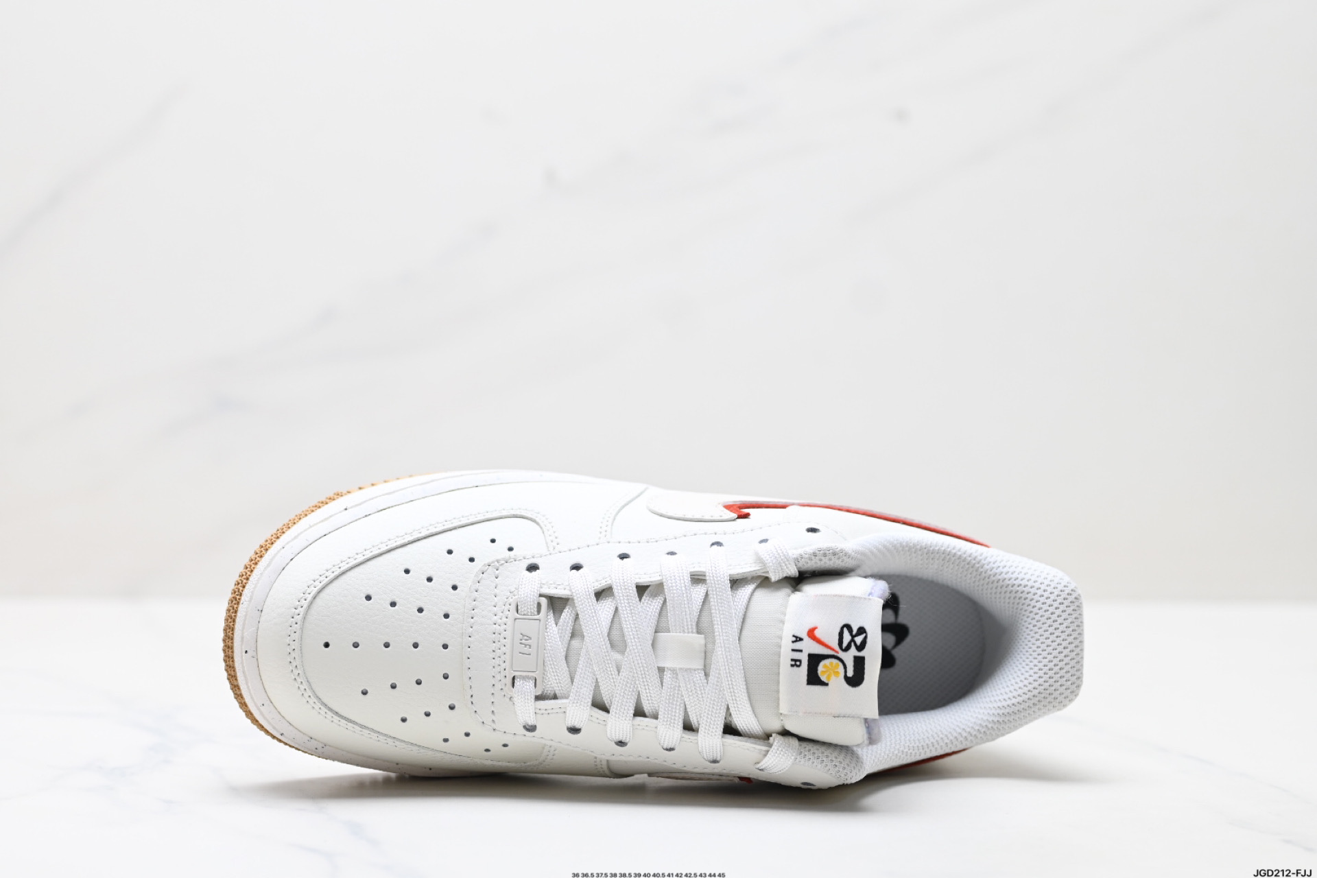 NIKE AIR FORCE 1‘07 LX DX6065-101