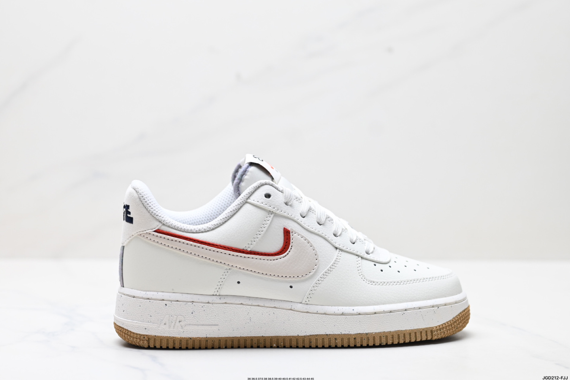 NIKE AIR FORCE 1‘07 LX DX6065-101
