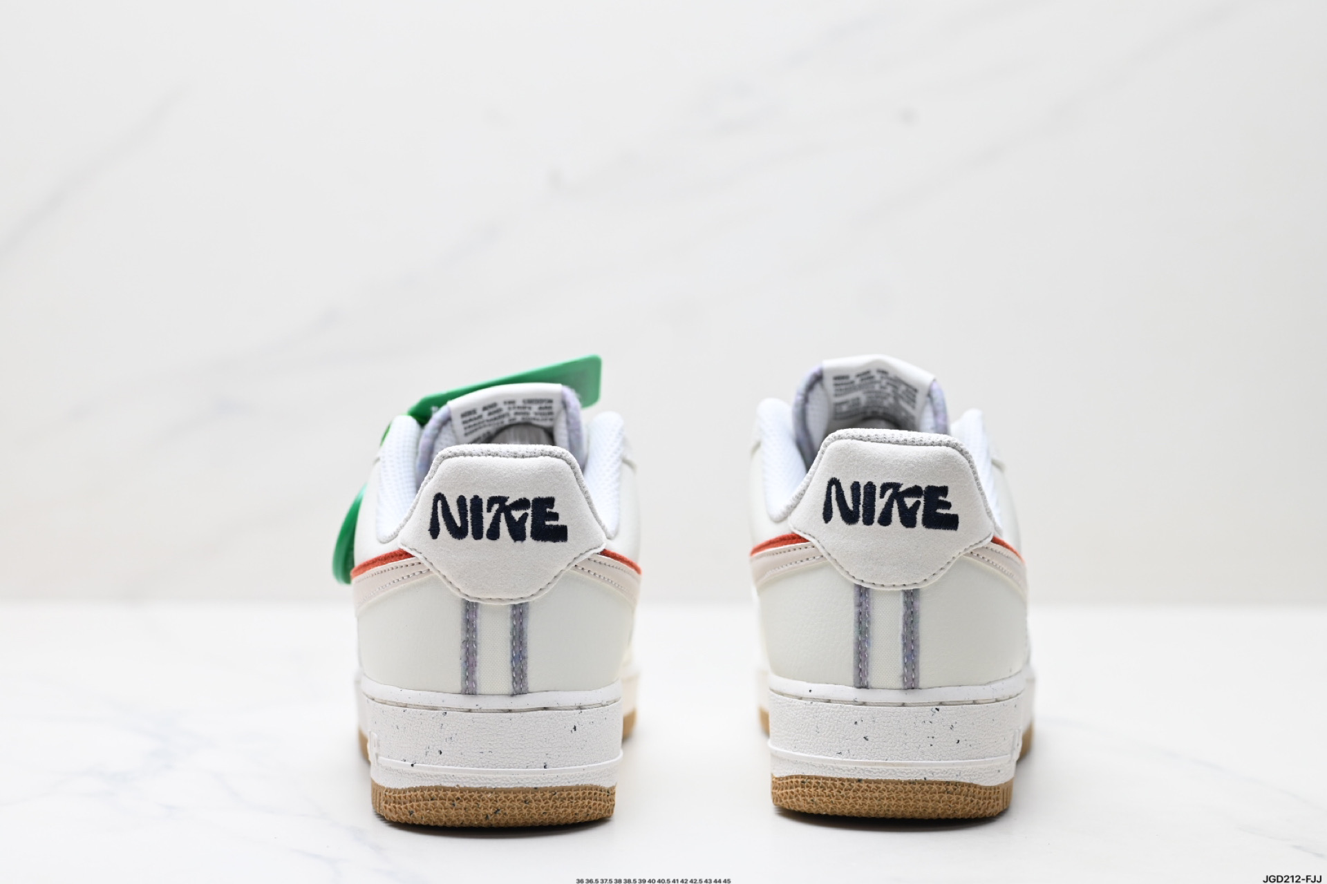 NIKE AIR FORCE 1‘07 LX DX6065-101