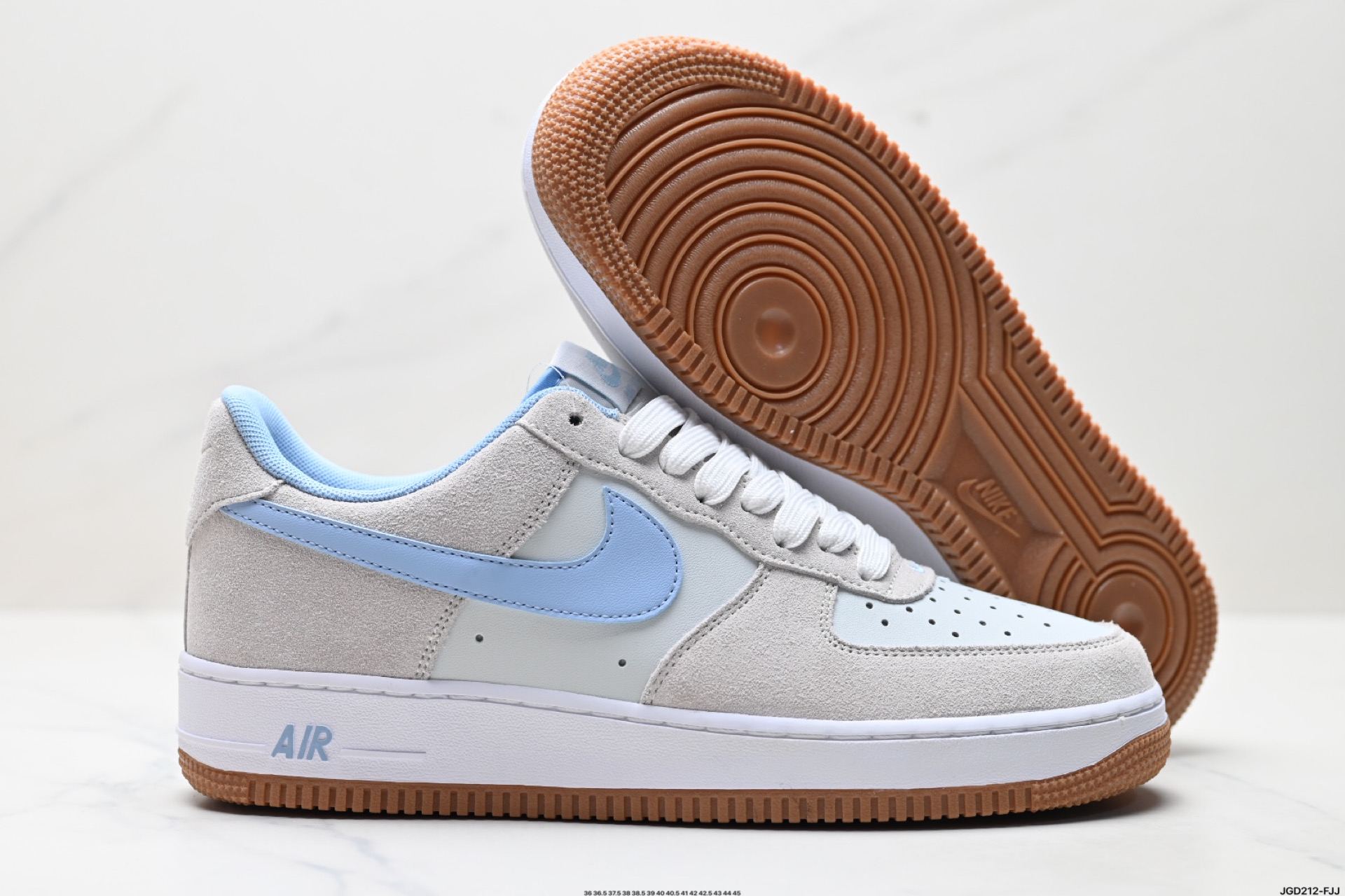 190 NIKE AIR FORCE 1‘07 LV8 lB6388-002