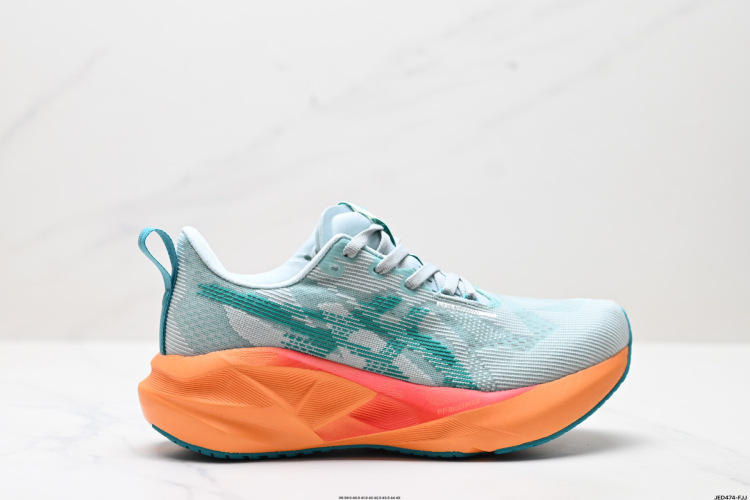 Asics Novablast 5 LE: נעלי ריצה קלות משקל, נוחות ובעלות מראה אופנתי 1 Asics Novablast 5 LE: נעלי ריצה קלות משקל, נוחות ובעלות מראה אופנתי